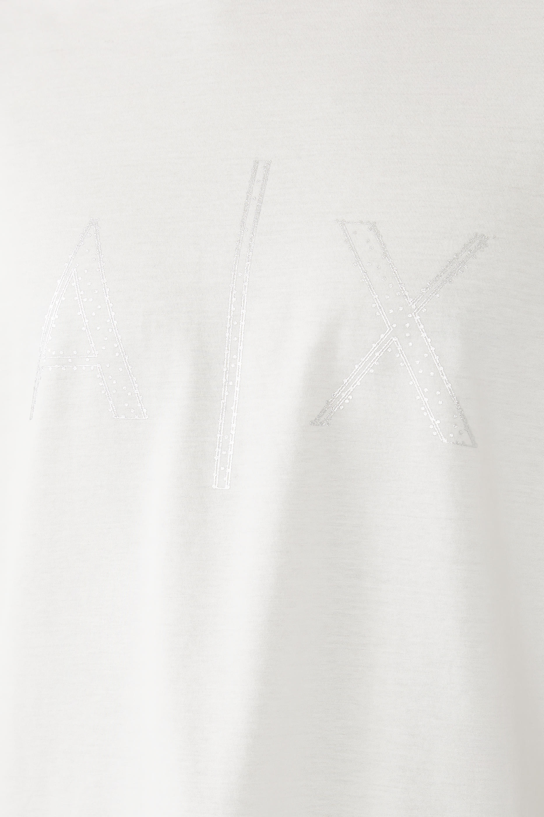 تيشيرت بشعار الماركة