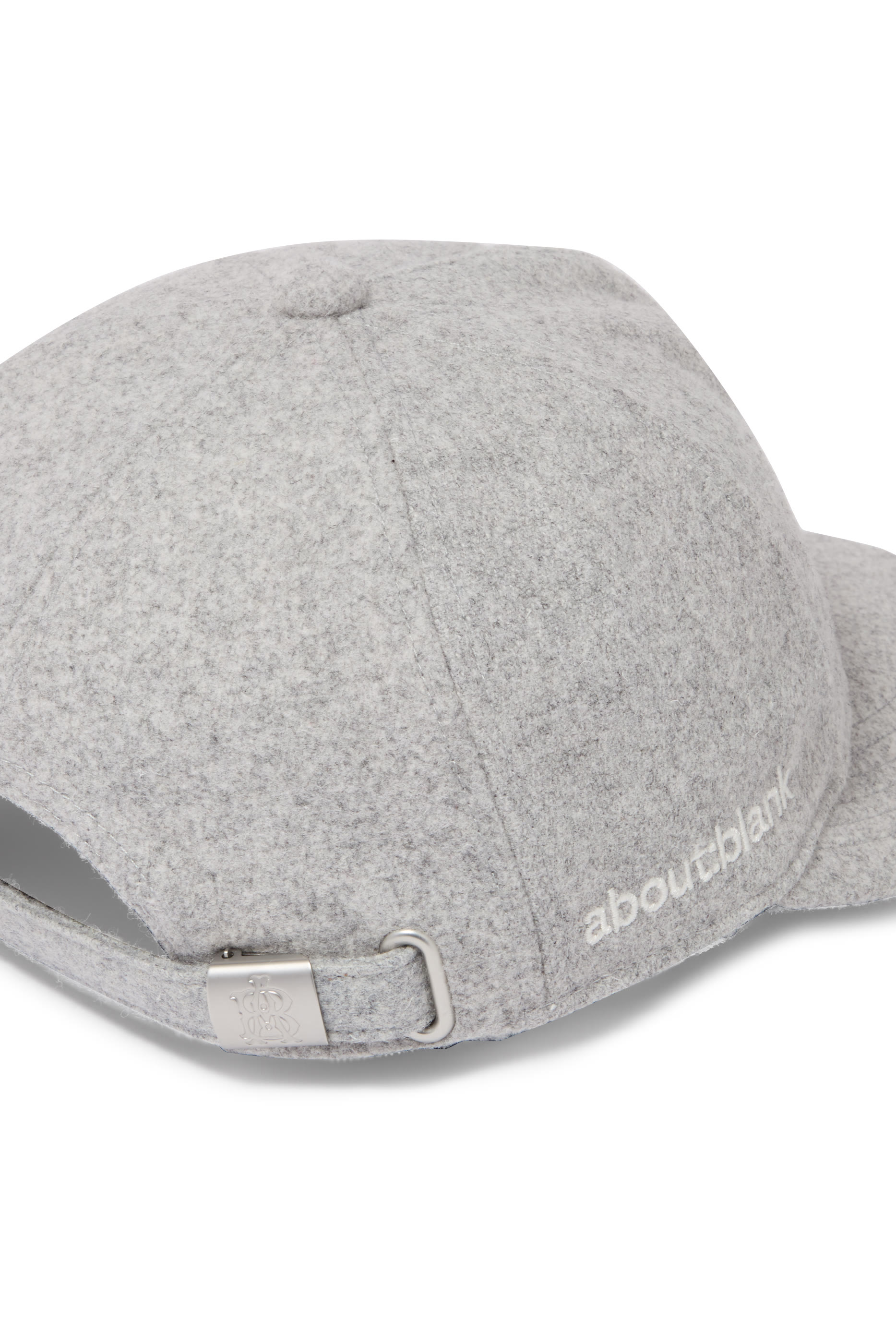 كاب بحرفي شعار الماركة