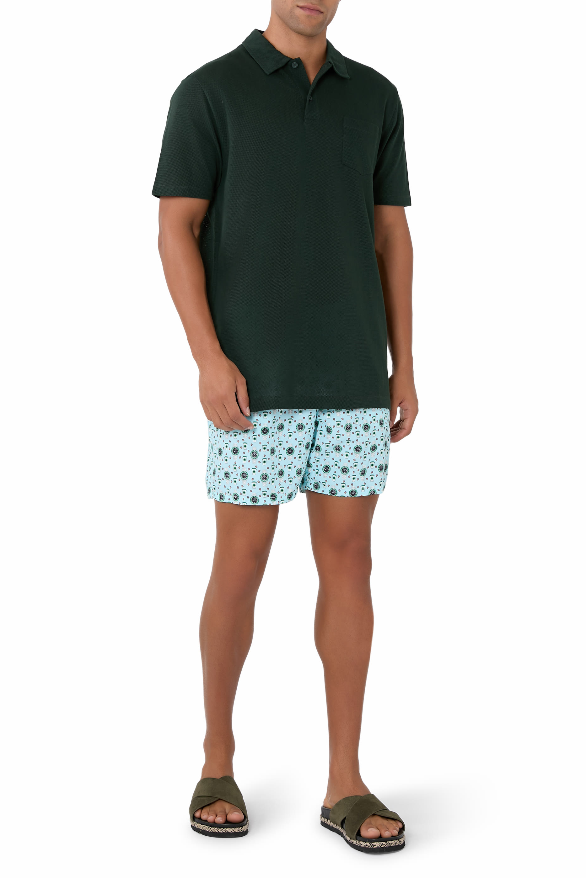 شورت سباحة لايتنج بنقشات فانتاسي دقيقة بتصميم ساعة وستاربكس