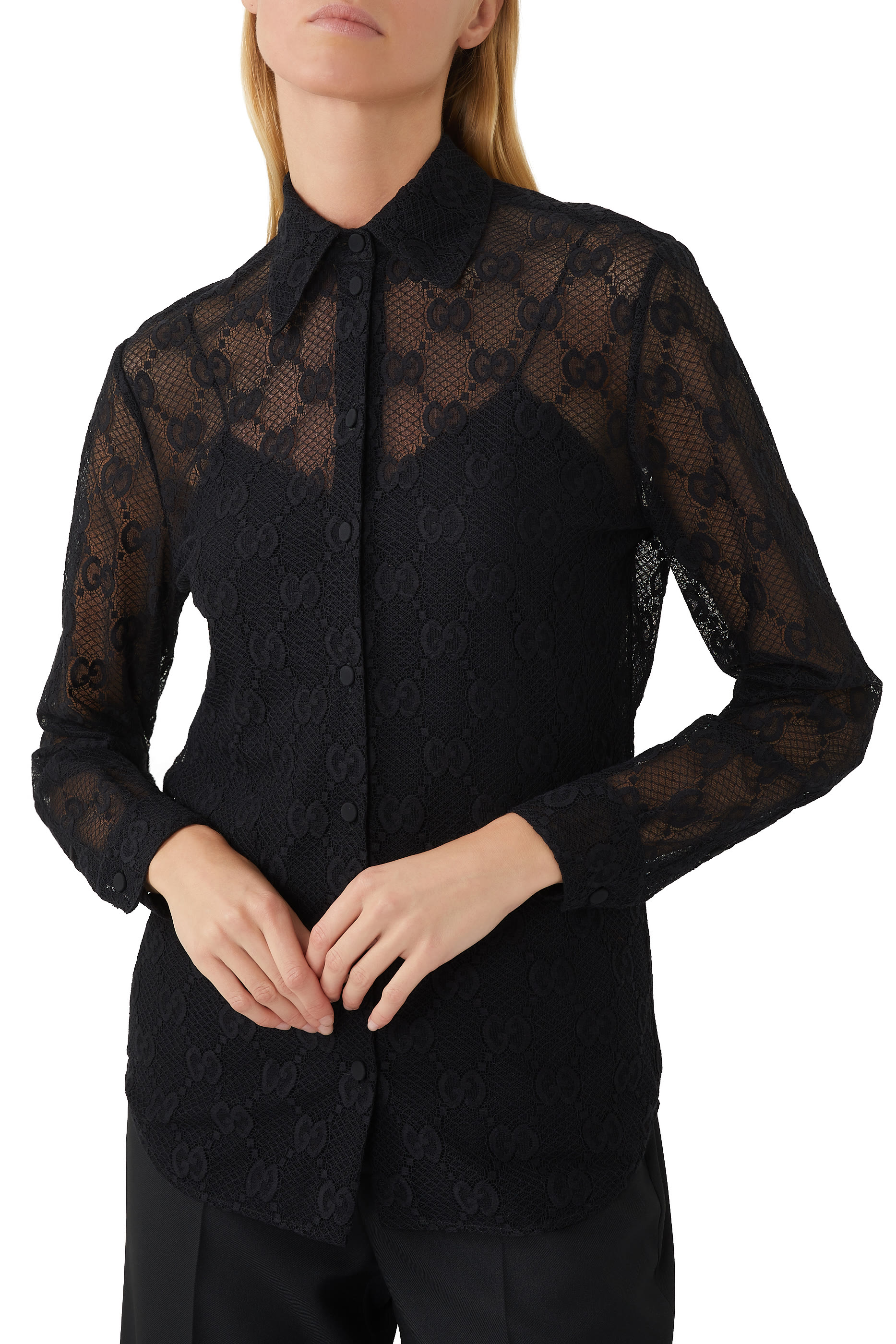 قميص دانتيل بياقة