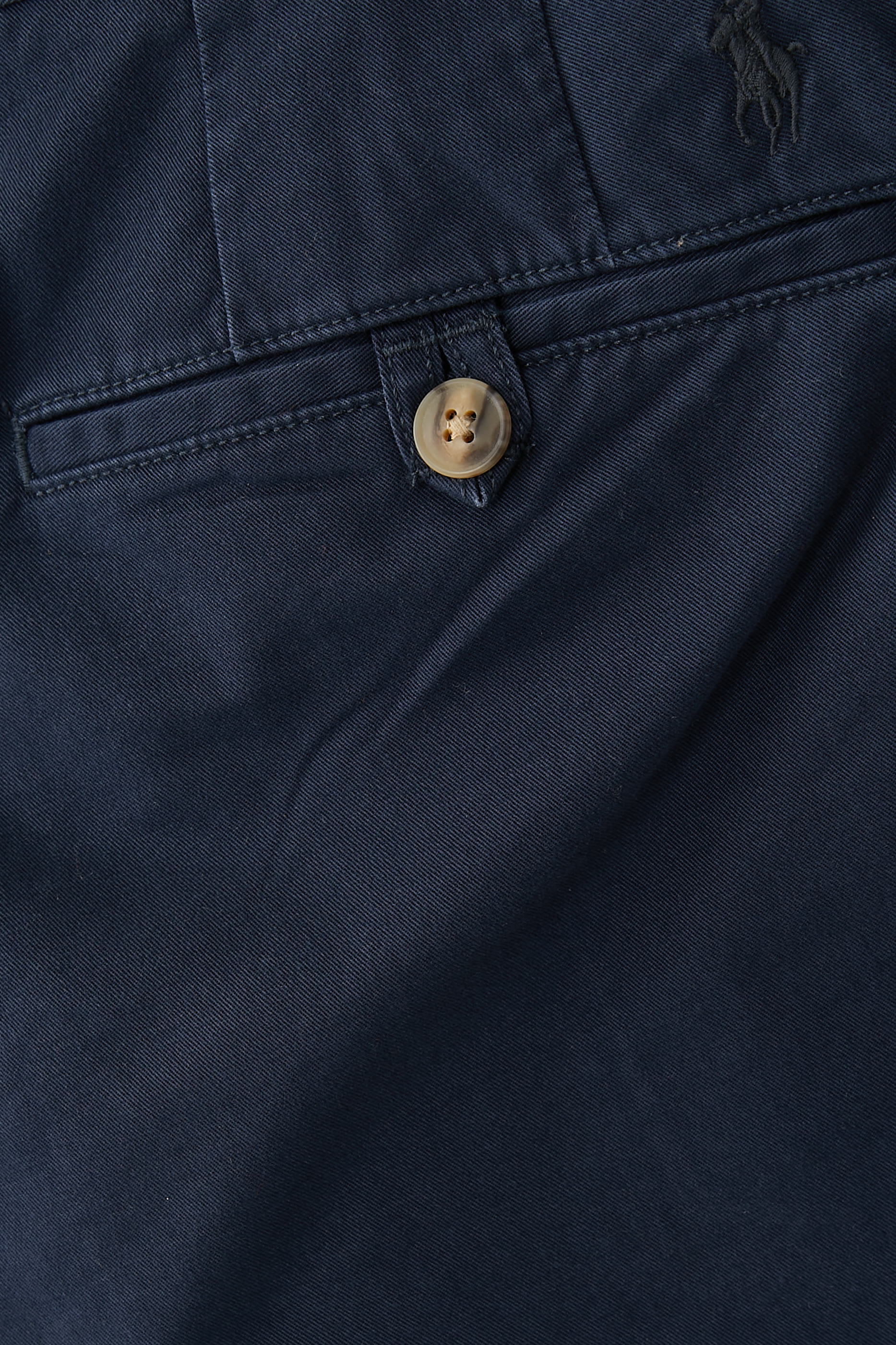 شورت بيدفورد بقصة ساق مستقيمة