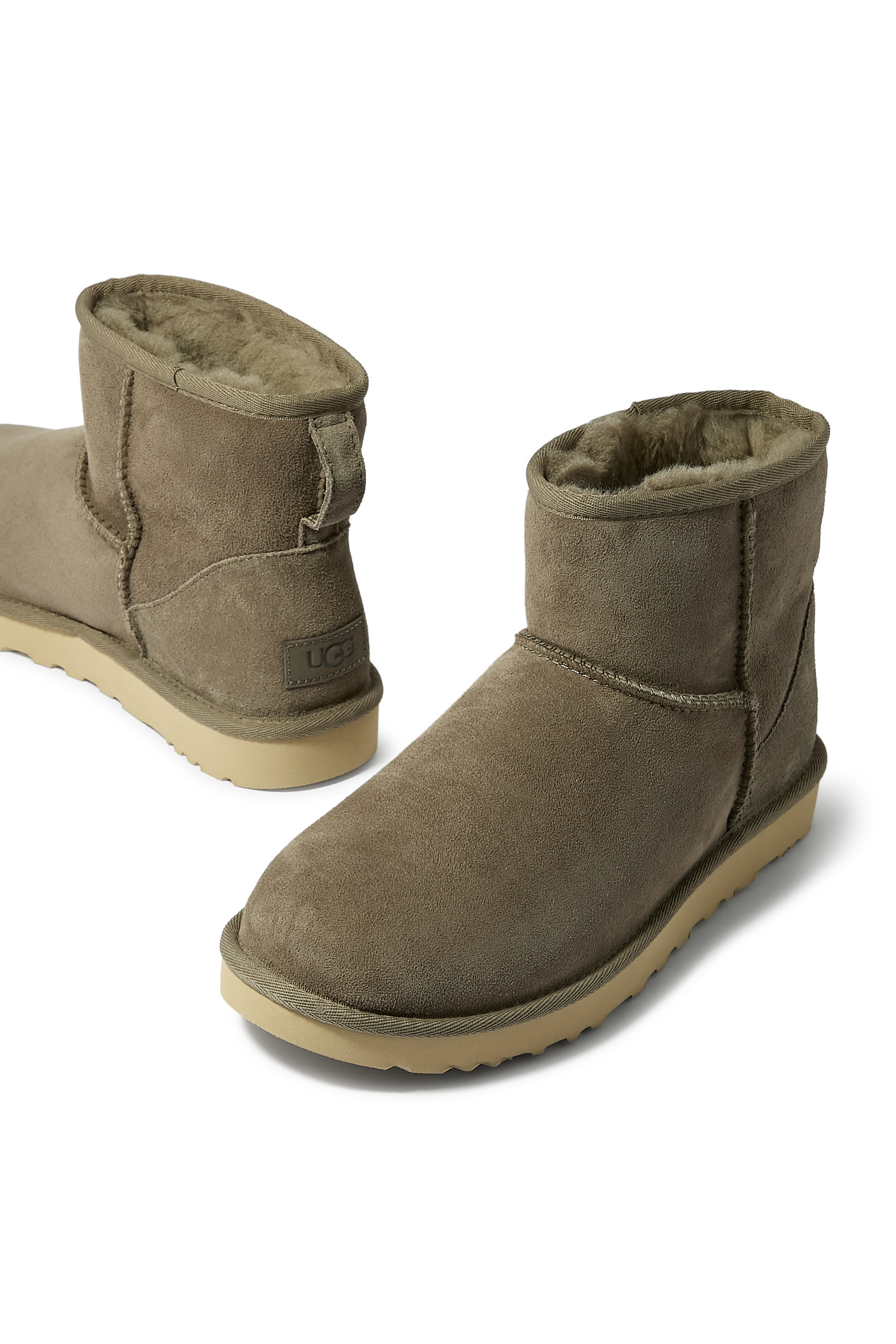 بوت كلاسيك قصير II