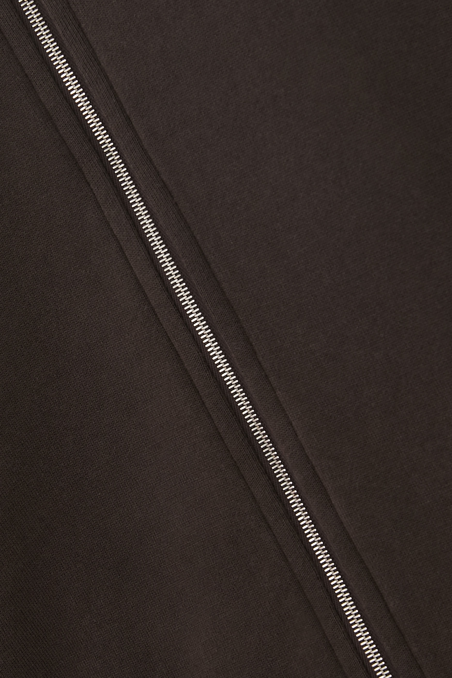 جاكيت رياضي نسيج بغرز عديدة