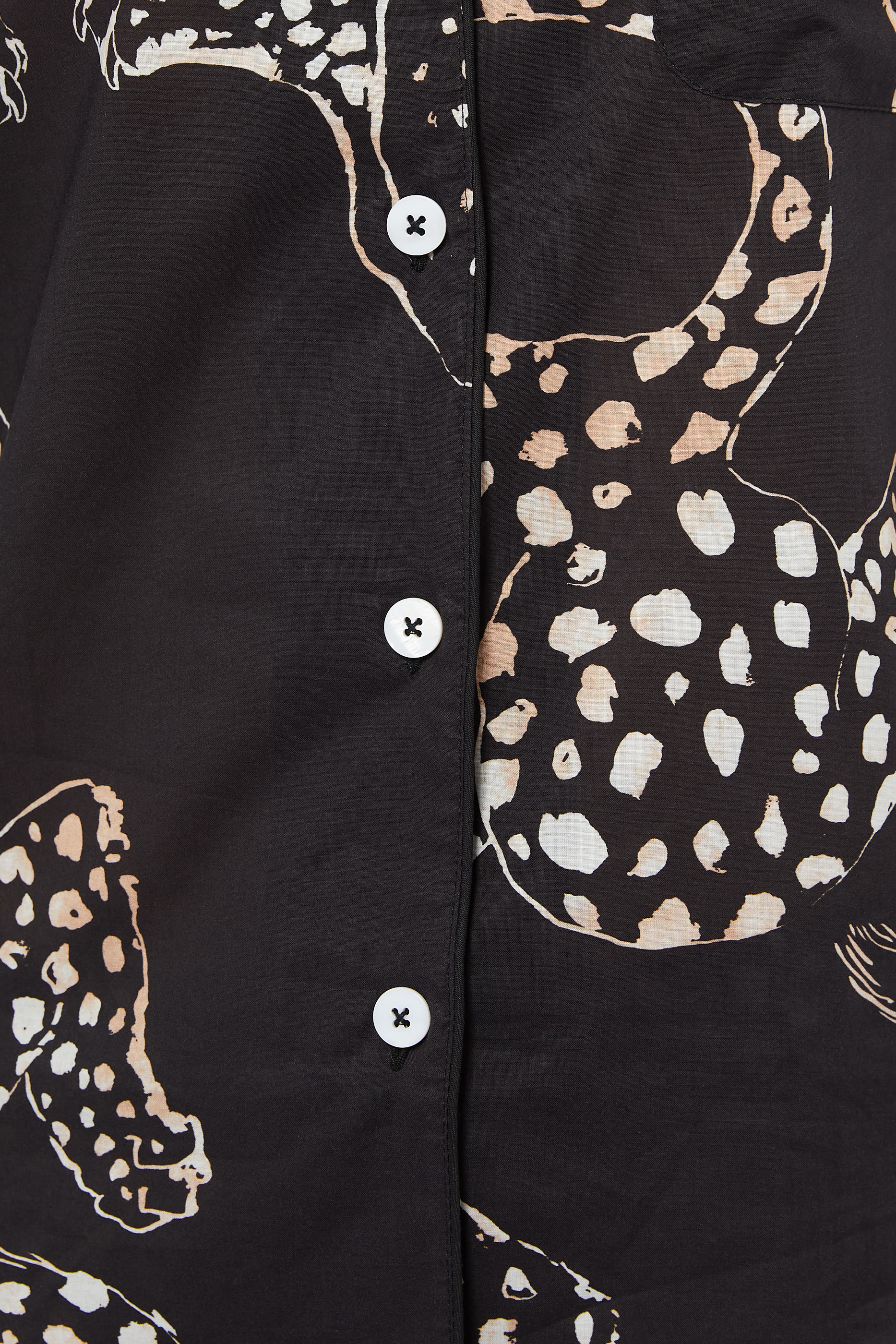 طقم بيجامة بطبعة جاكار