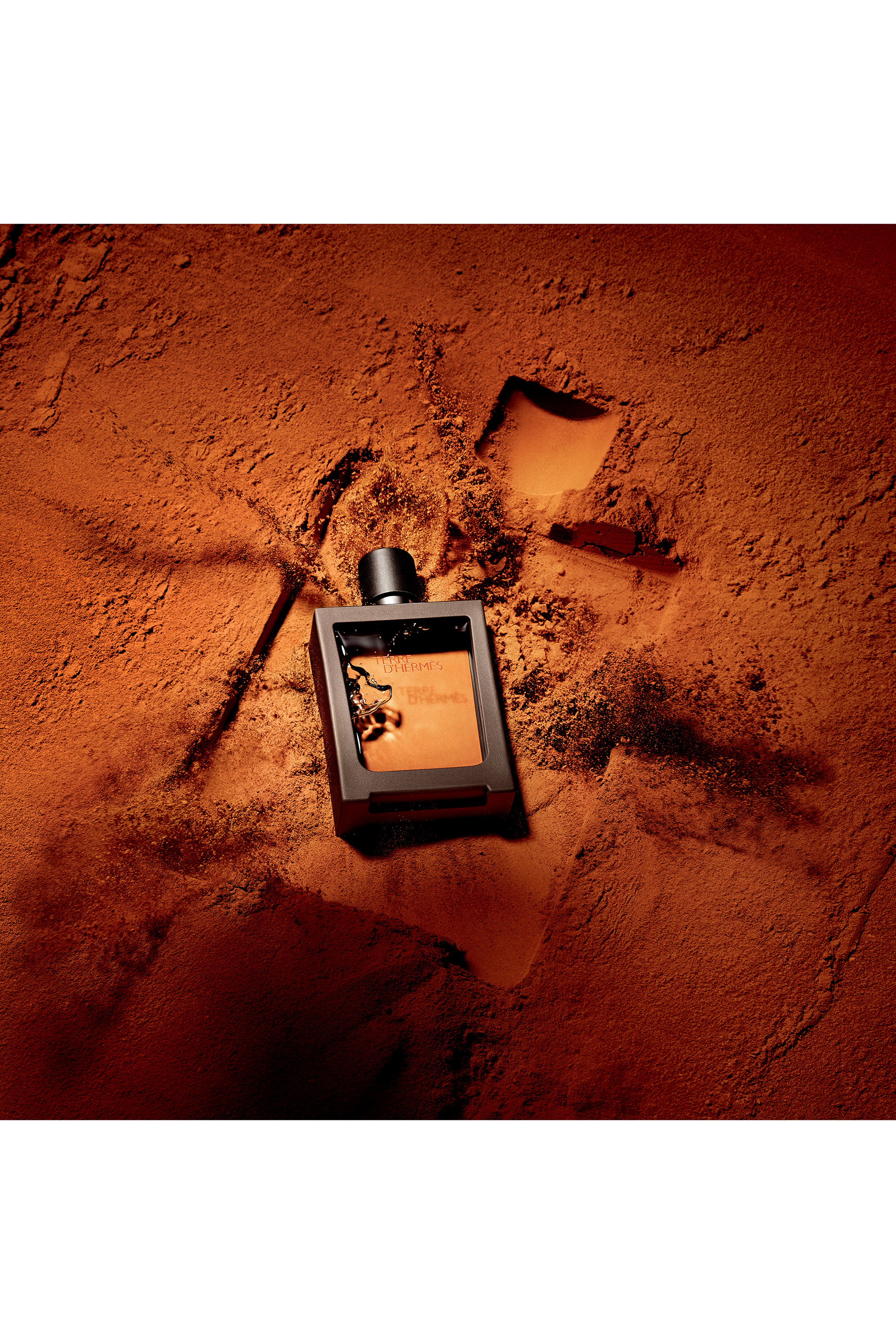 Eau de toilette من Terre d'Herm&egrave;s، بخاخ للسفر سعة 30 مل وعبوة بديلة سعة 125 مل