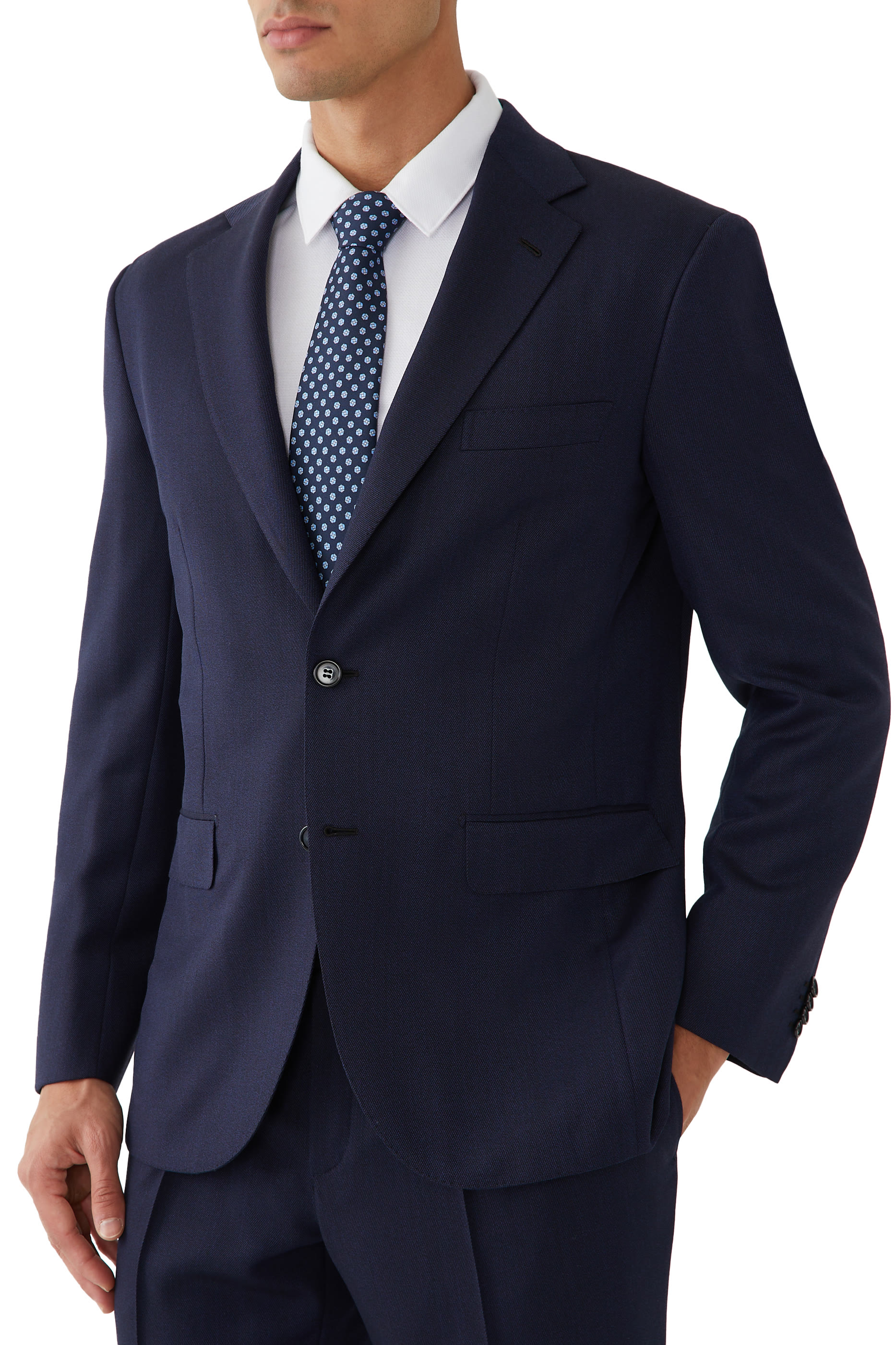 ربطة عنق بشعار الماركة