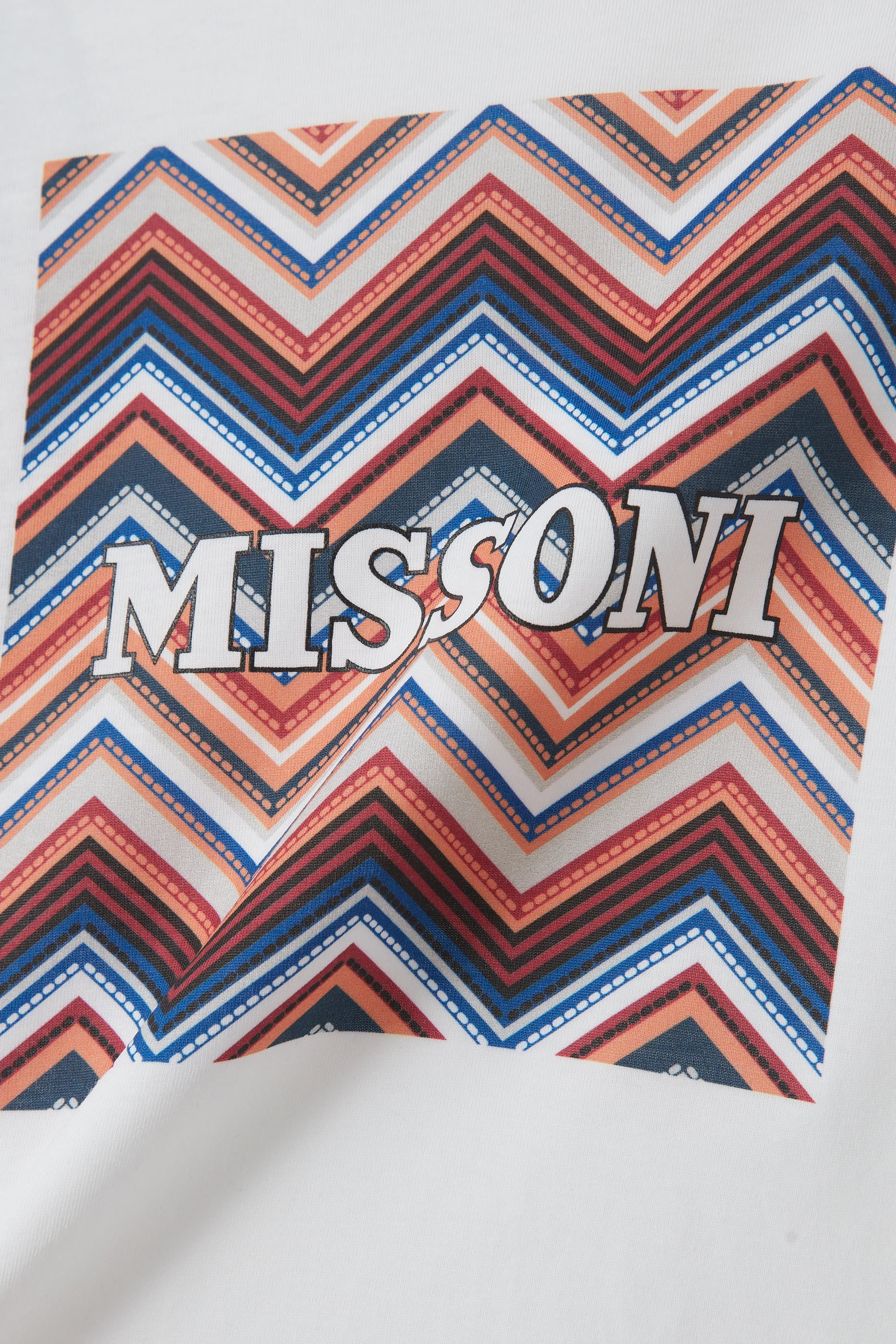 تيشيرت بشعار الماركة ونقشة خطوط متعرجة جيرسيه للأطفال