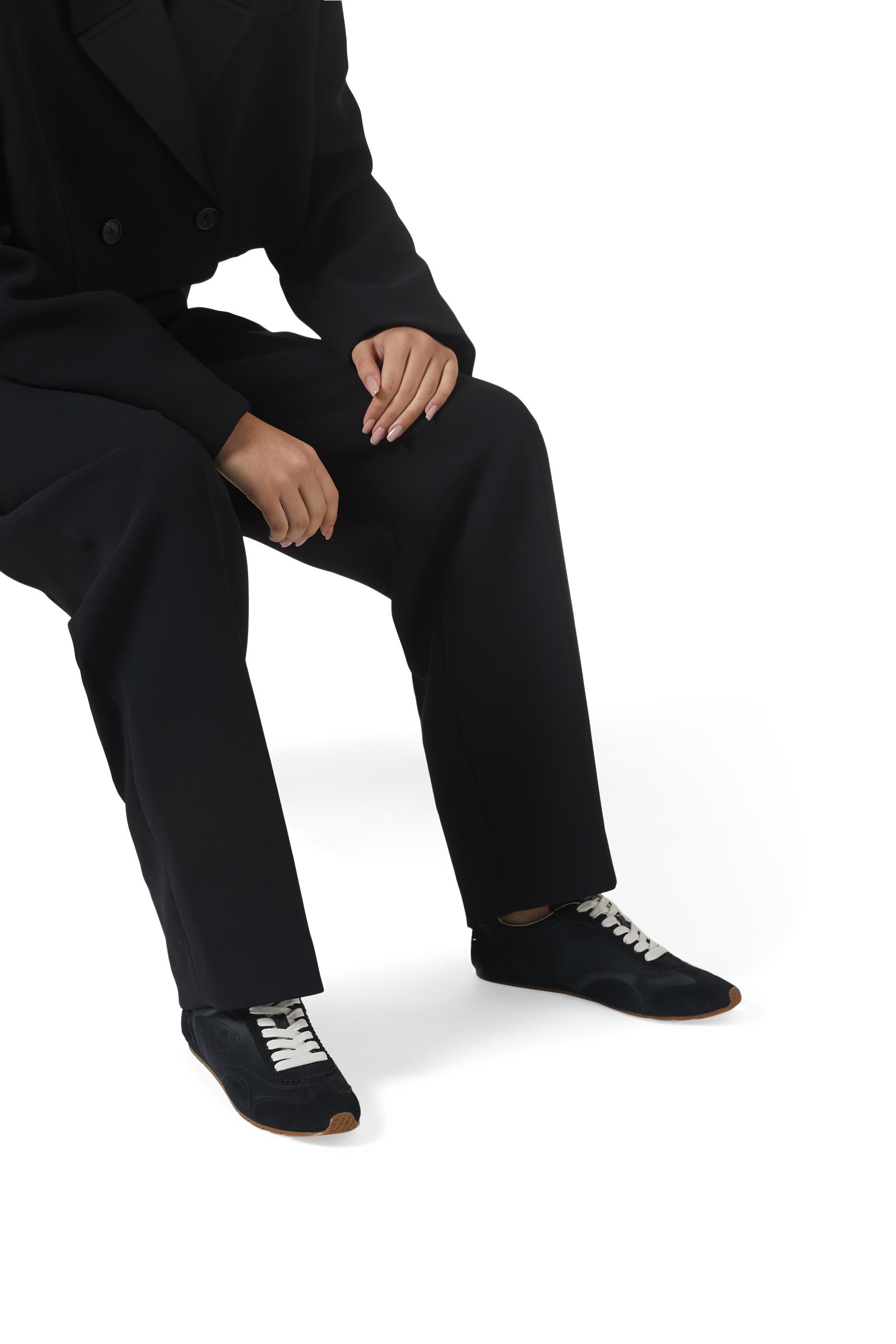 سنيكرز بنعل مسطح