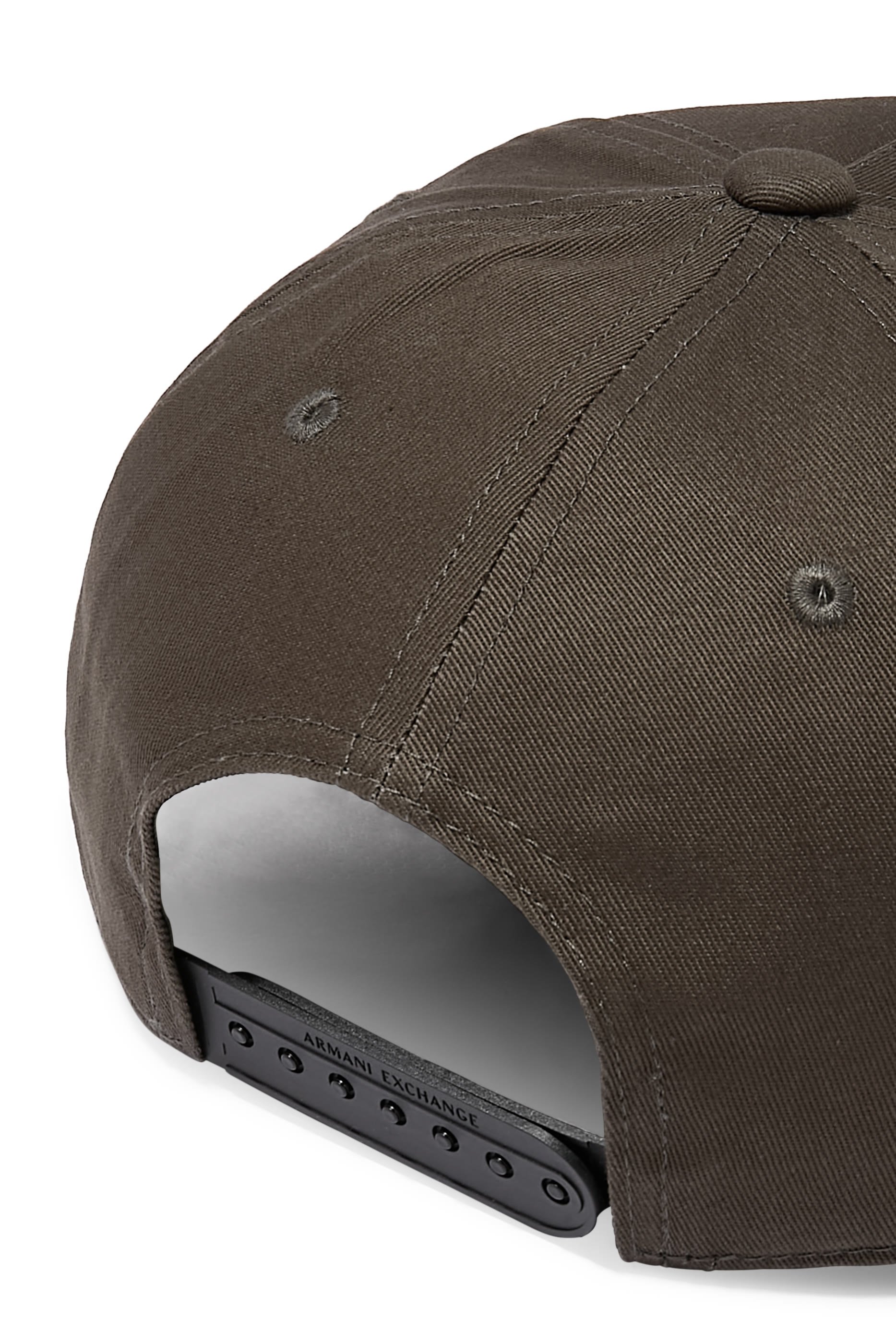 كاب بيسبول مطرز بشعار الماركة