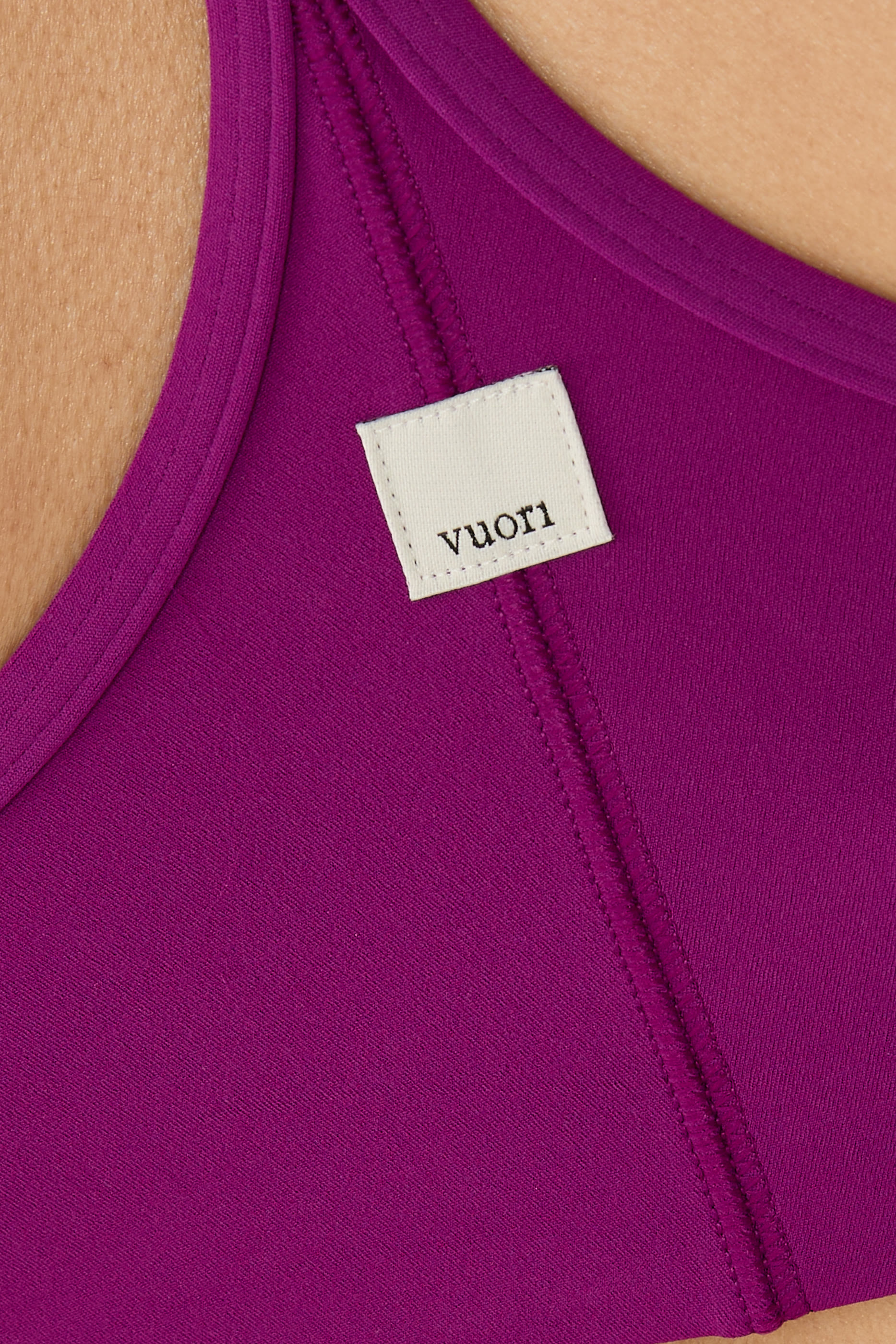 حمالة صدر  أول ذا فيلز