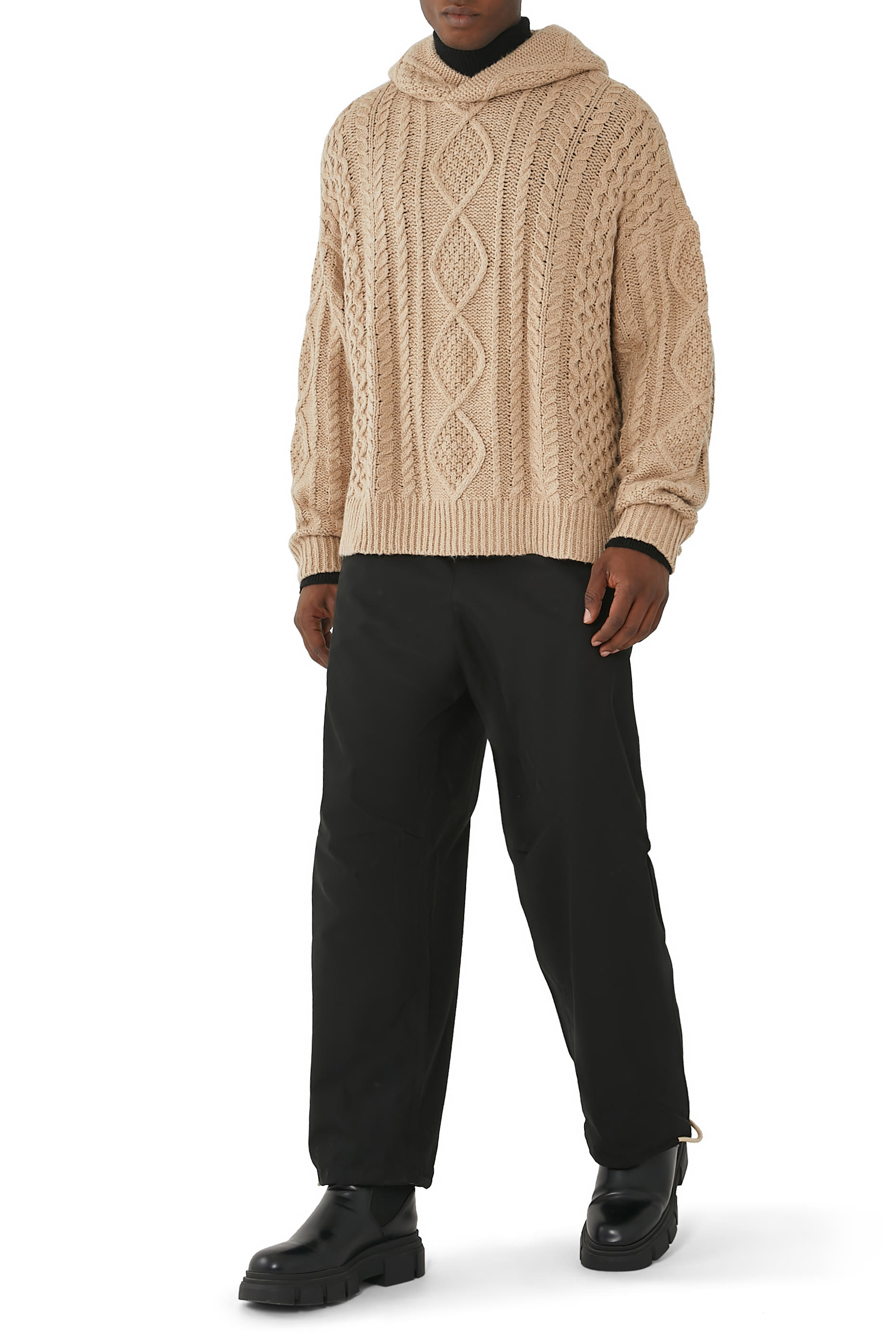 هودي منسوج بغرزة االضفيرة