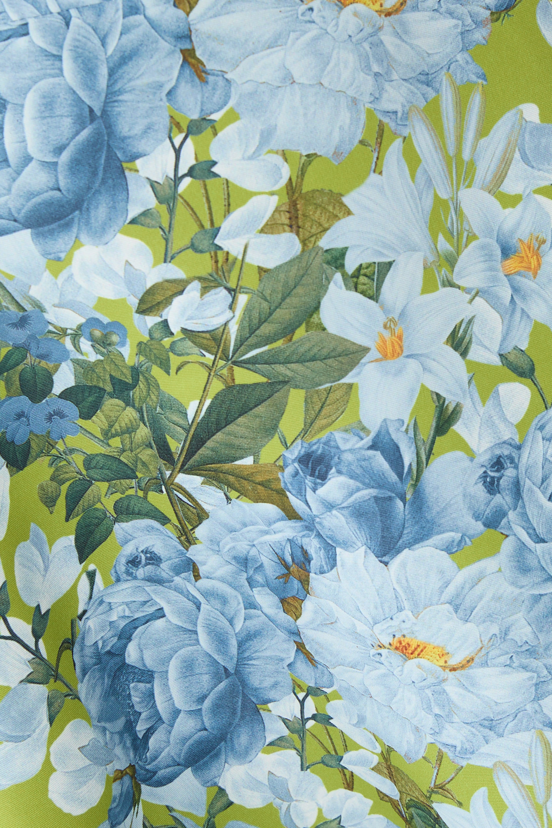 فستان سهرة لاريسا