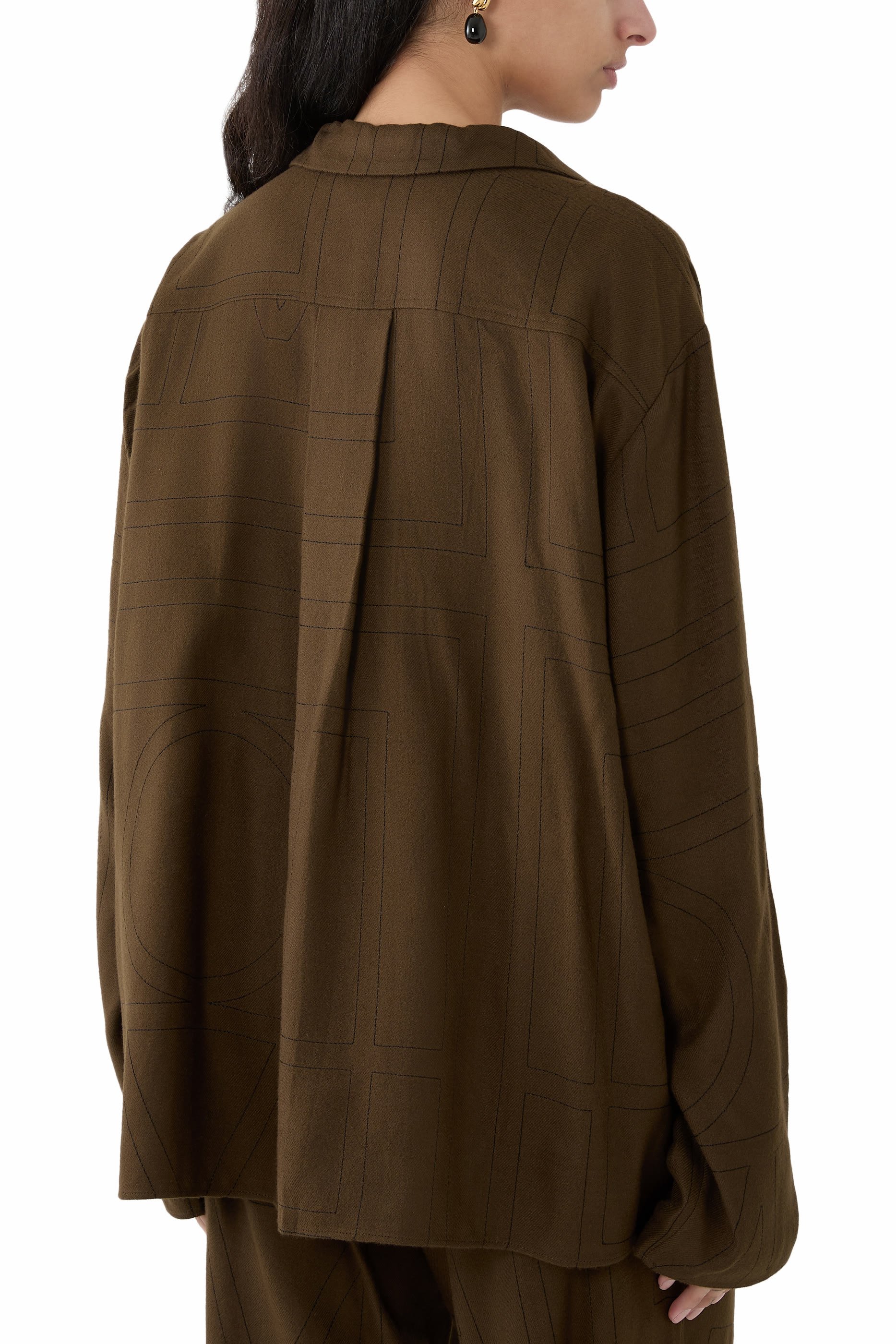 قطعة بيجامة علوية بشعار الماركة فلانيل