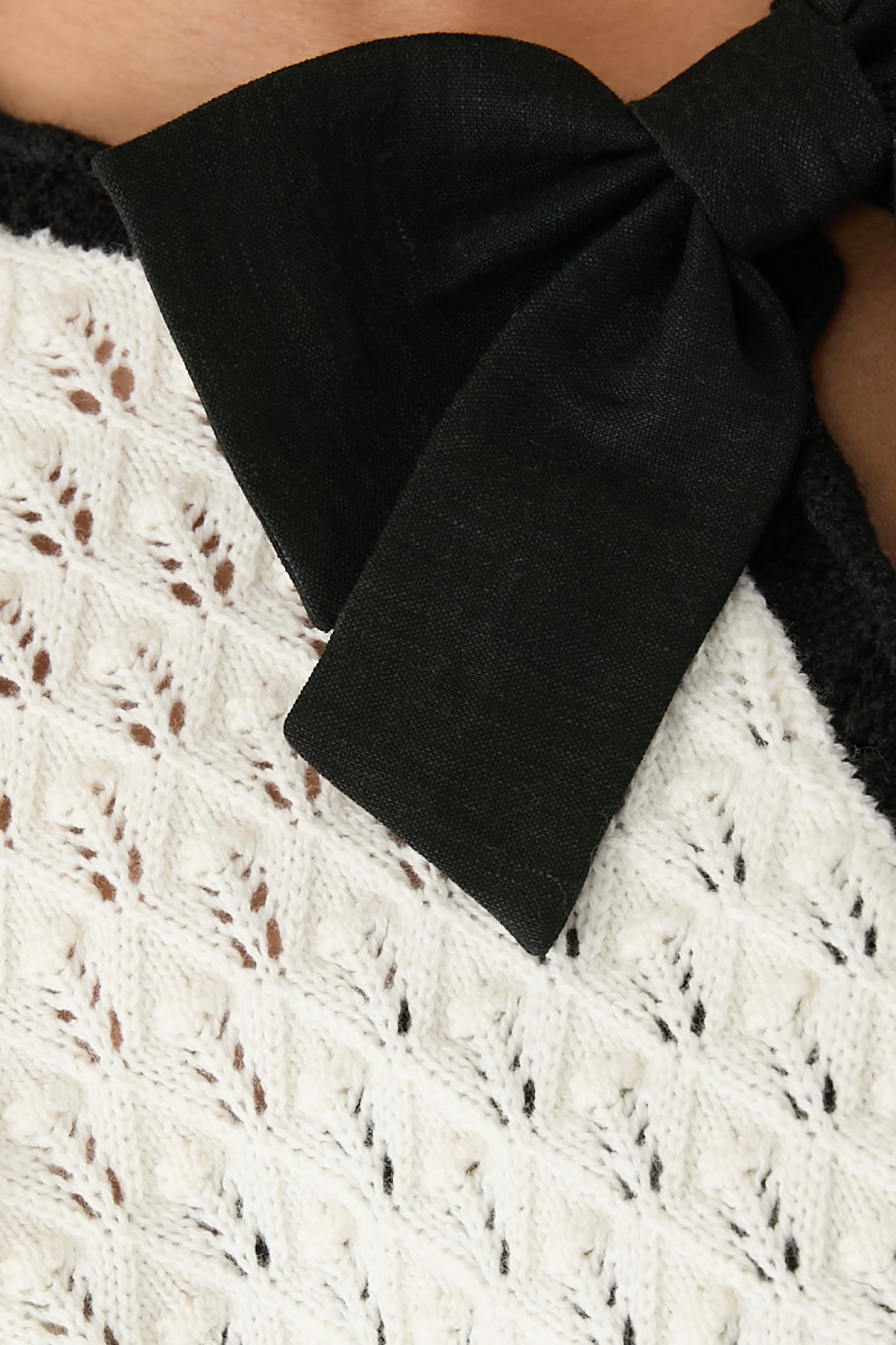 كارديجان داني قصير بفيونكة