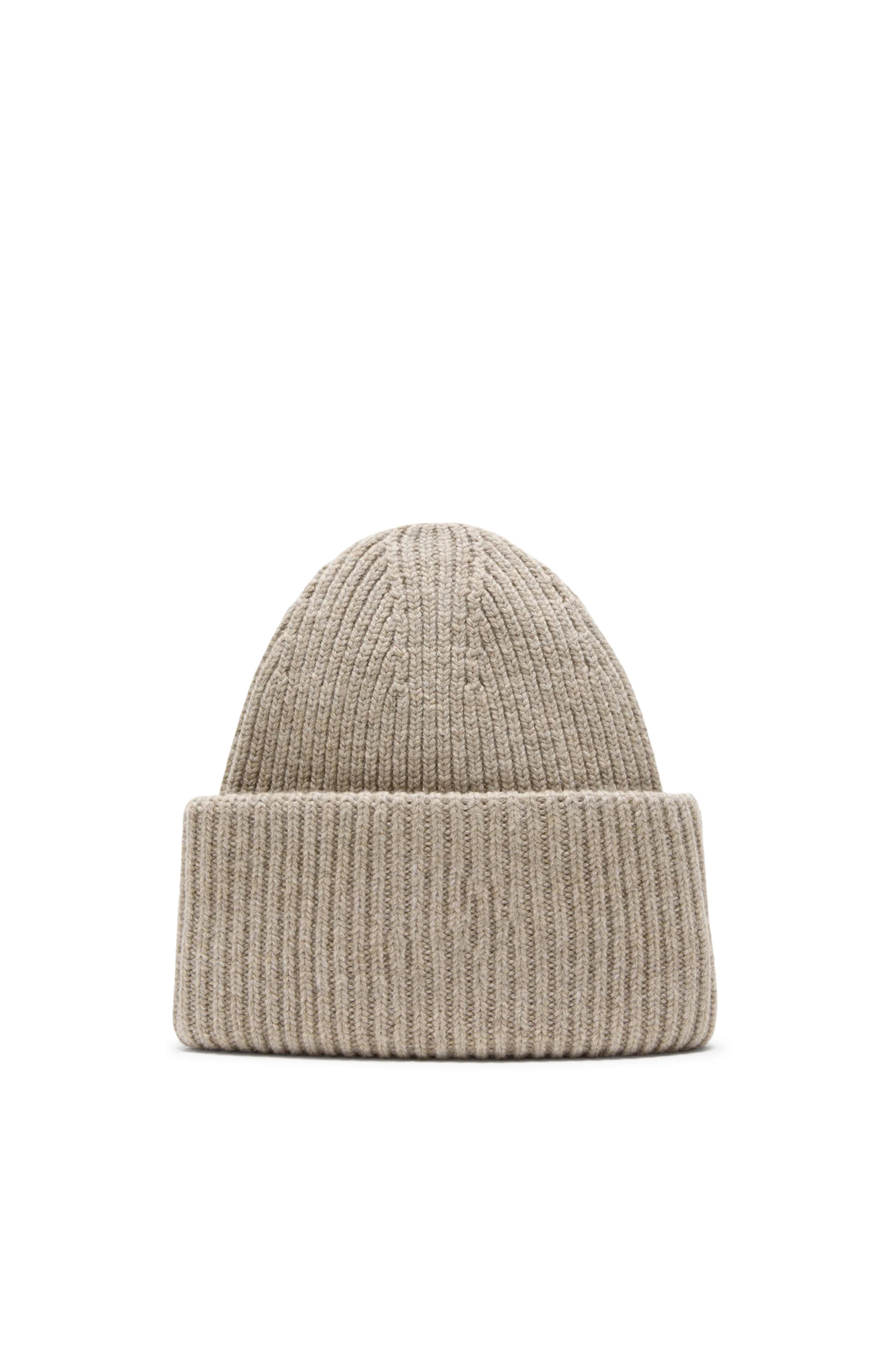 قبعة بيني برقعة كبيرة بتصميم شعار الماركة