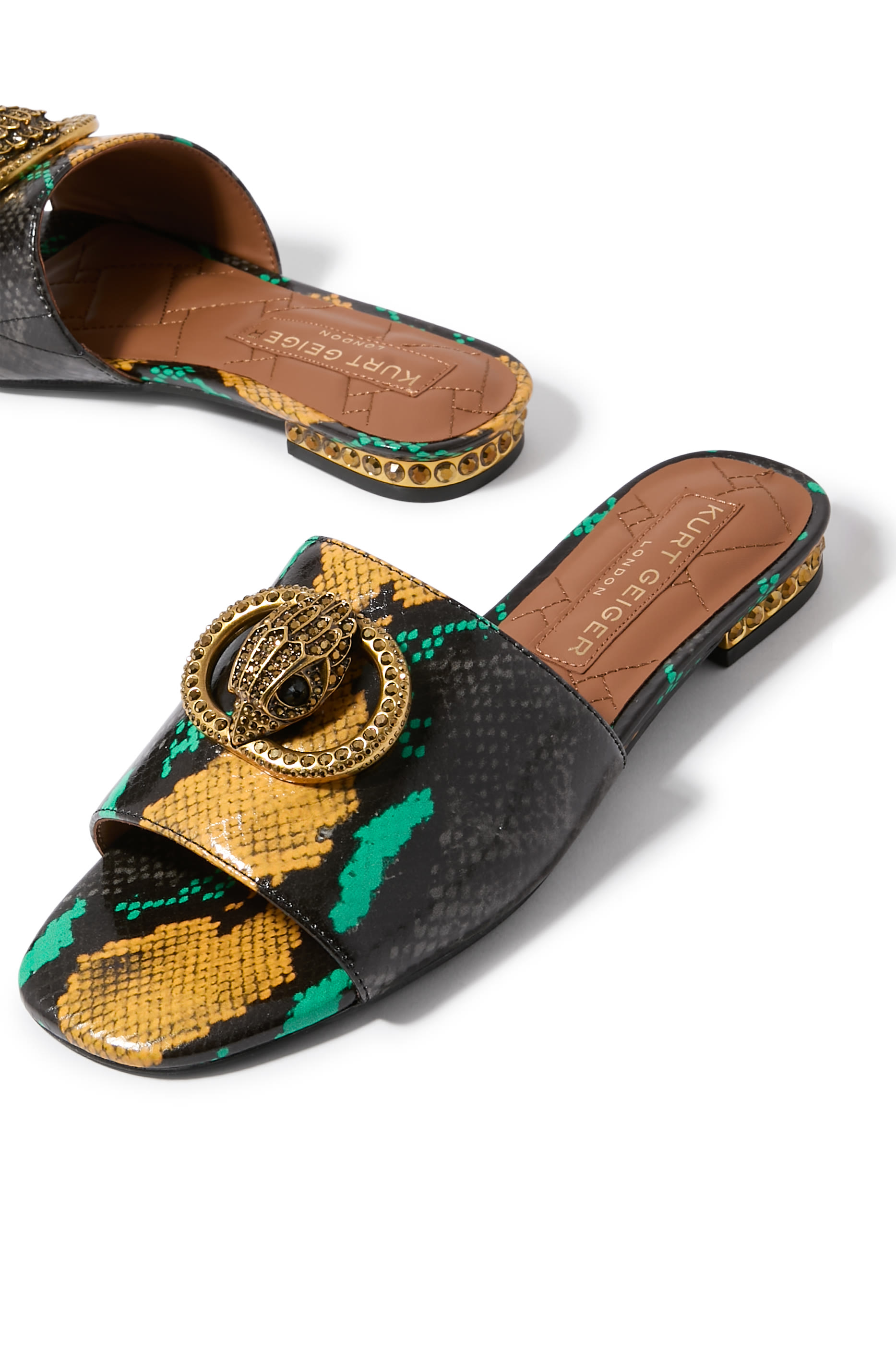 صندل تشيلسي بكعب مسطح