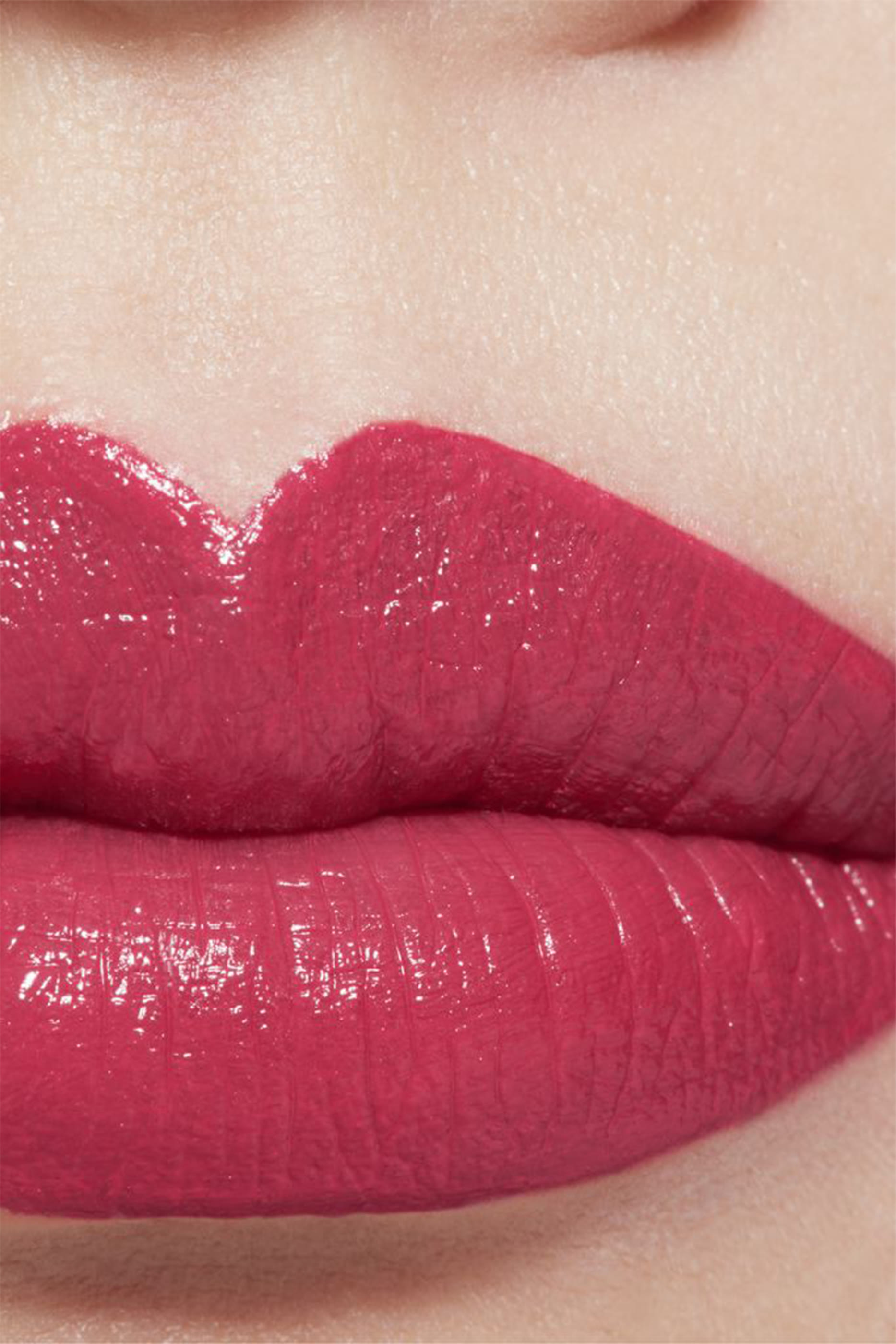 ملون للشفاه عالي الكثافة ROUGE ALLURE