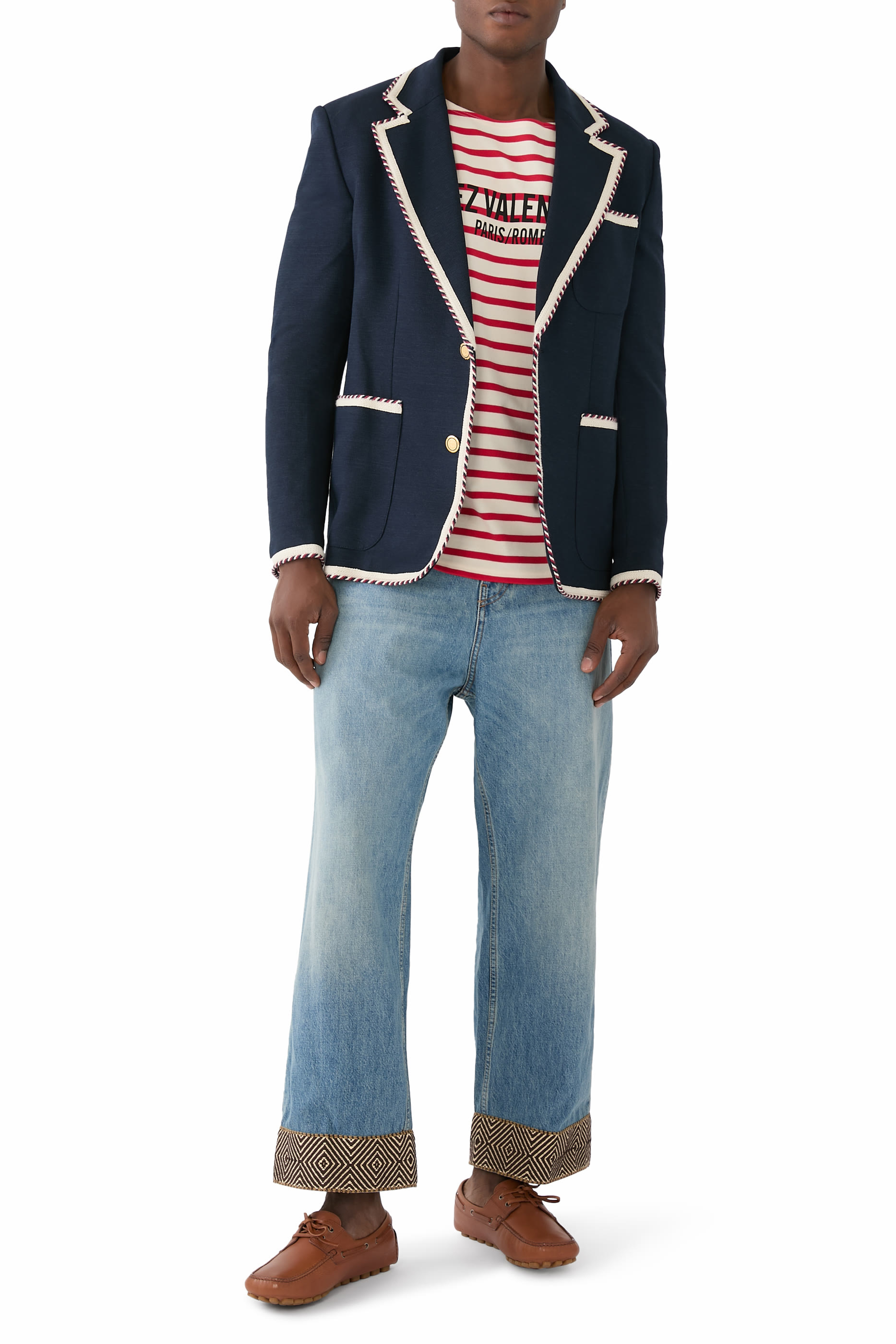 تيشيرت بشعار الماركة