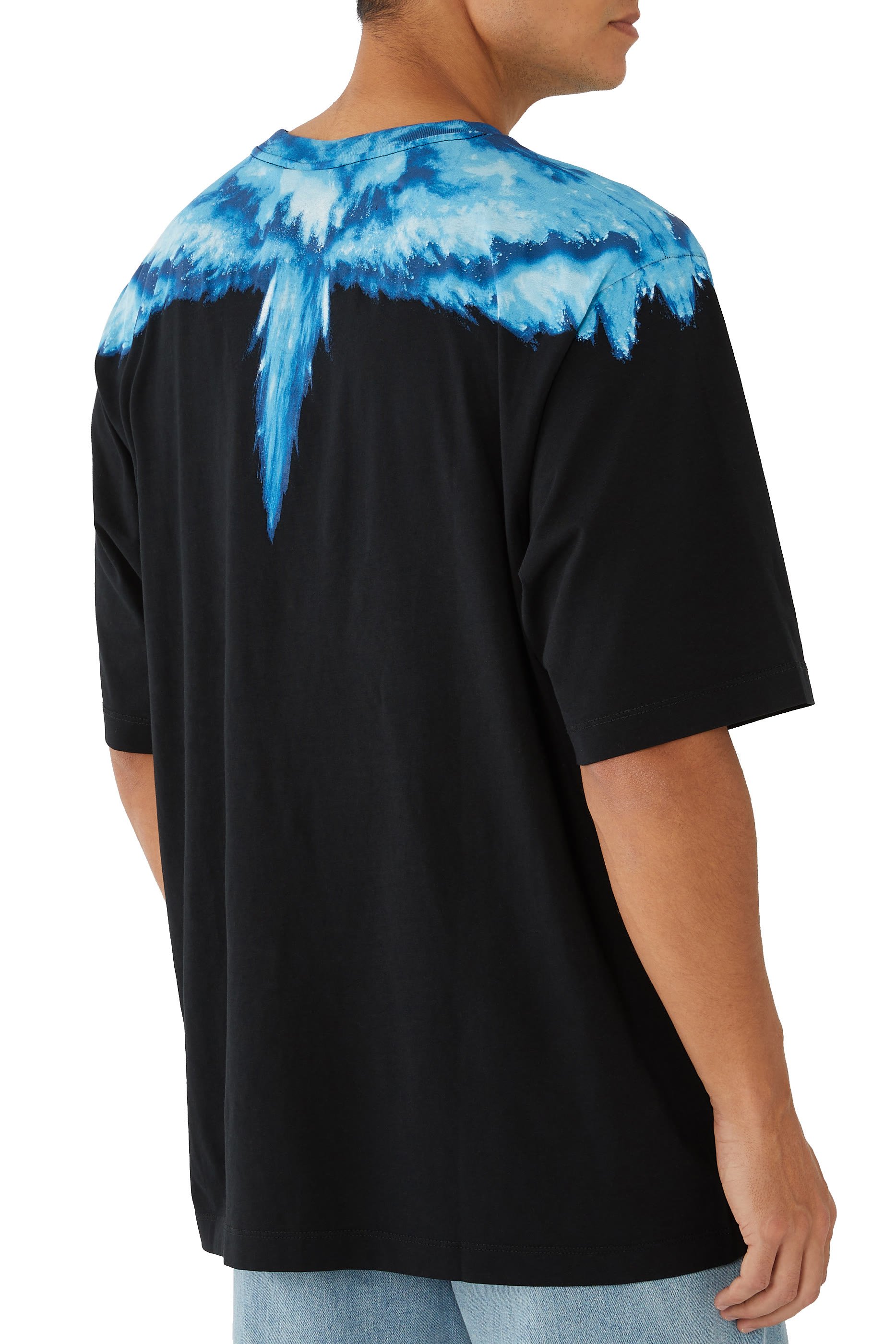 تيشيرت بطبعة أجنحة