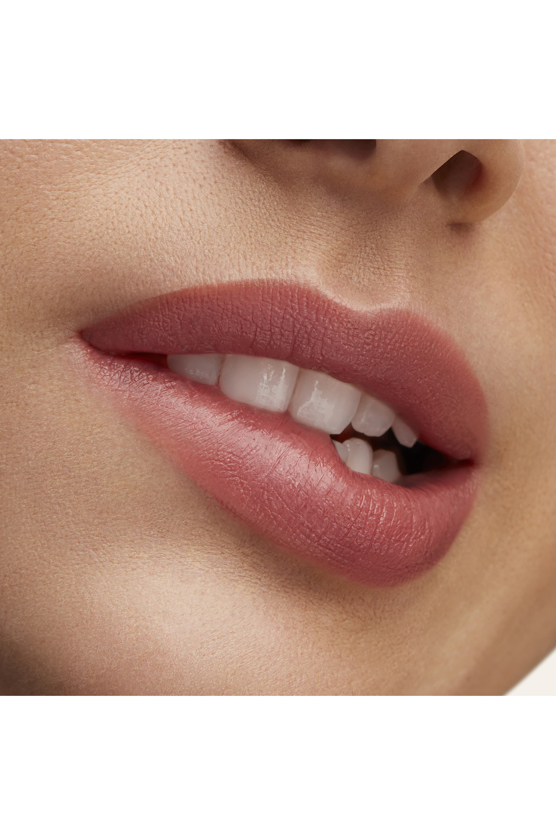 مجموعة أحمر شفاه لاستر