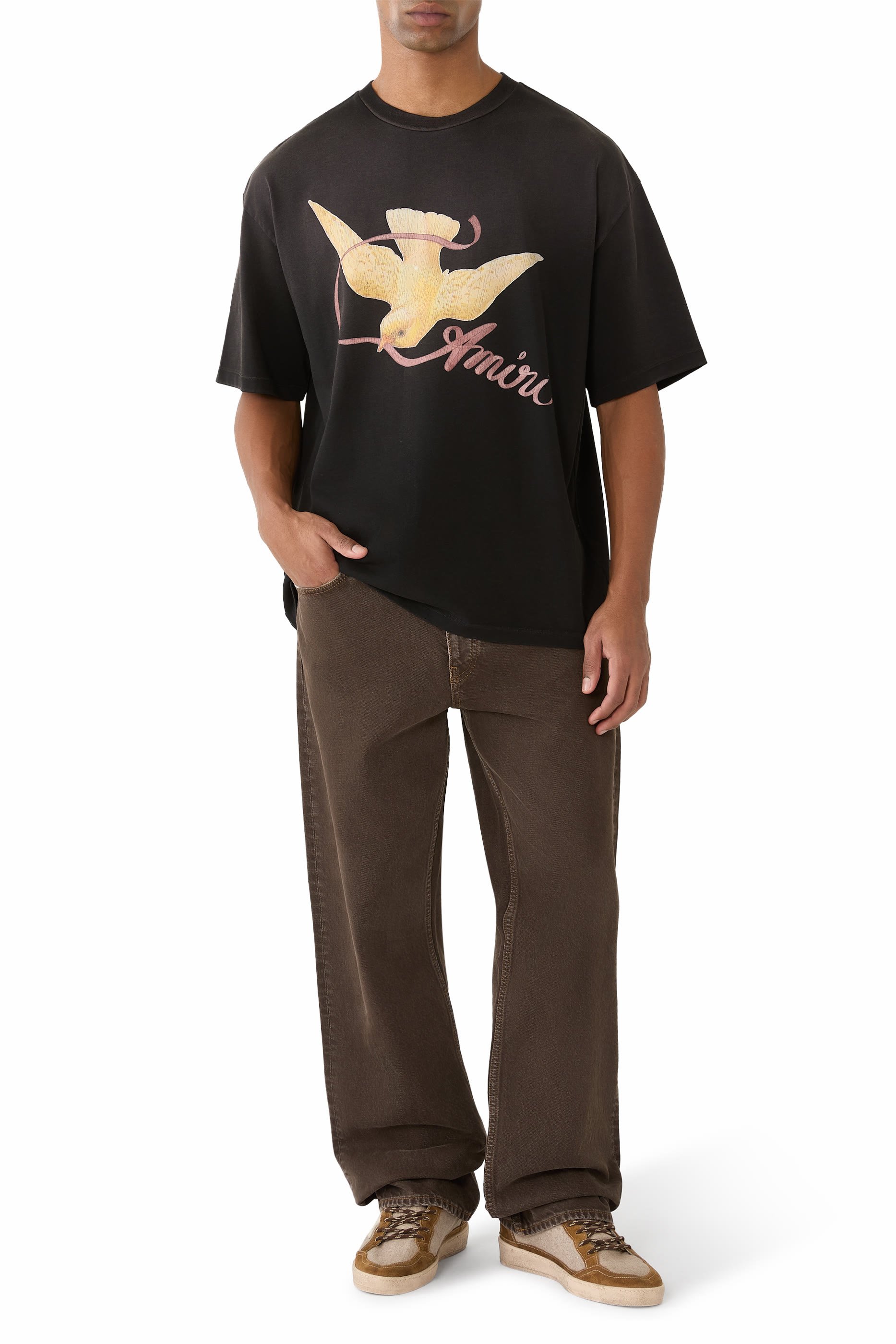 تيشيرت بطبعة شعار الماركة