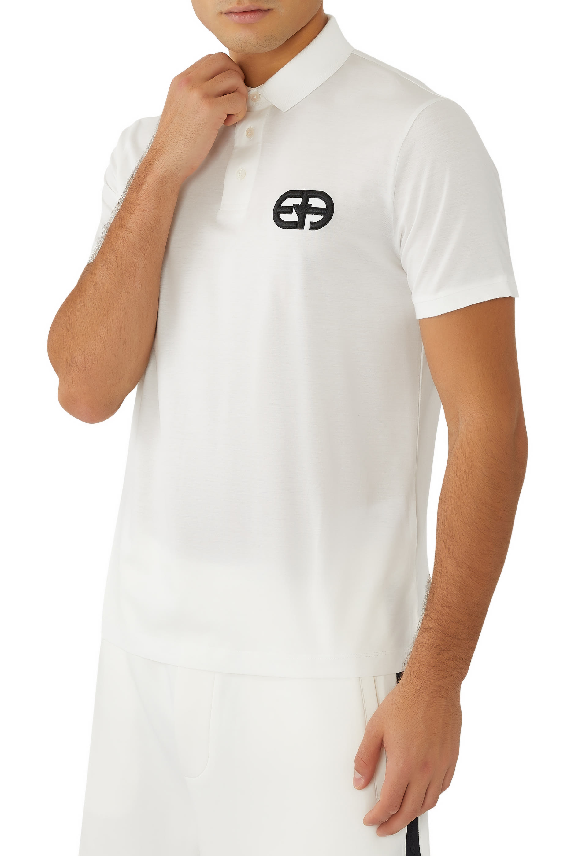 قميص بولو مطرز بشعار الماركة