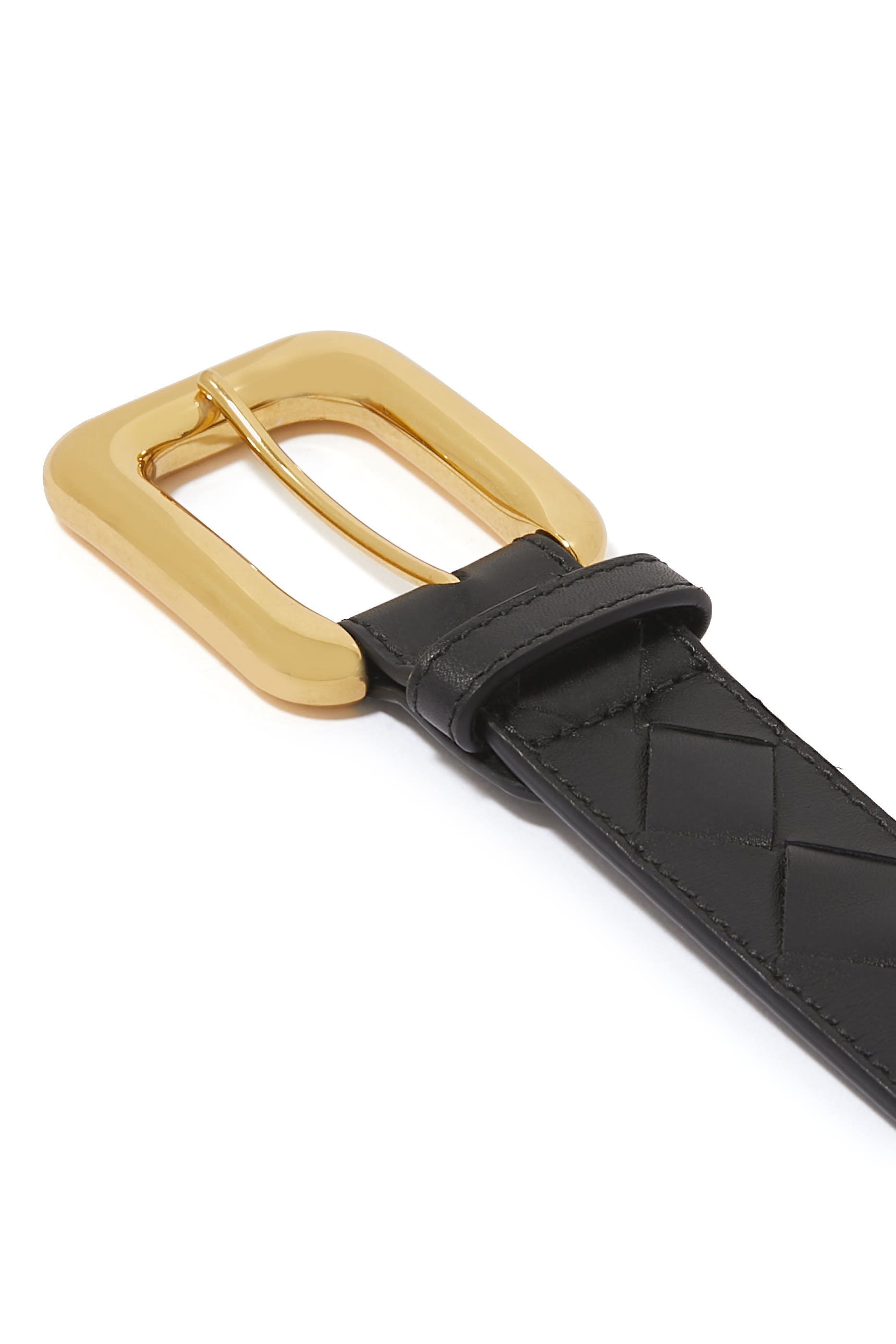 حزام جلد بتصميم مجدول