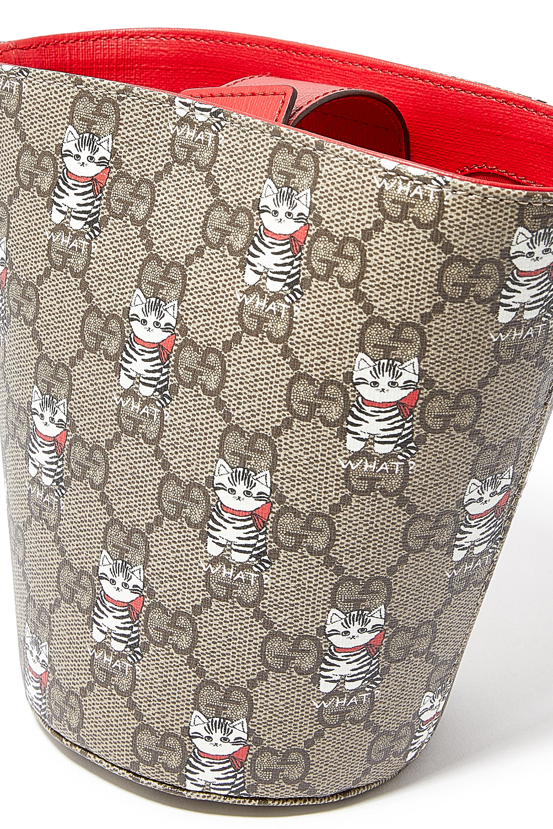 حقيبة باكيت بطبعات شعار الماركة للأطفال