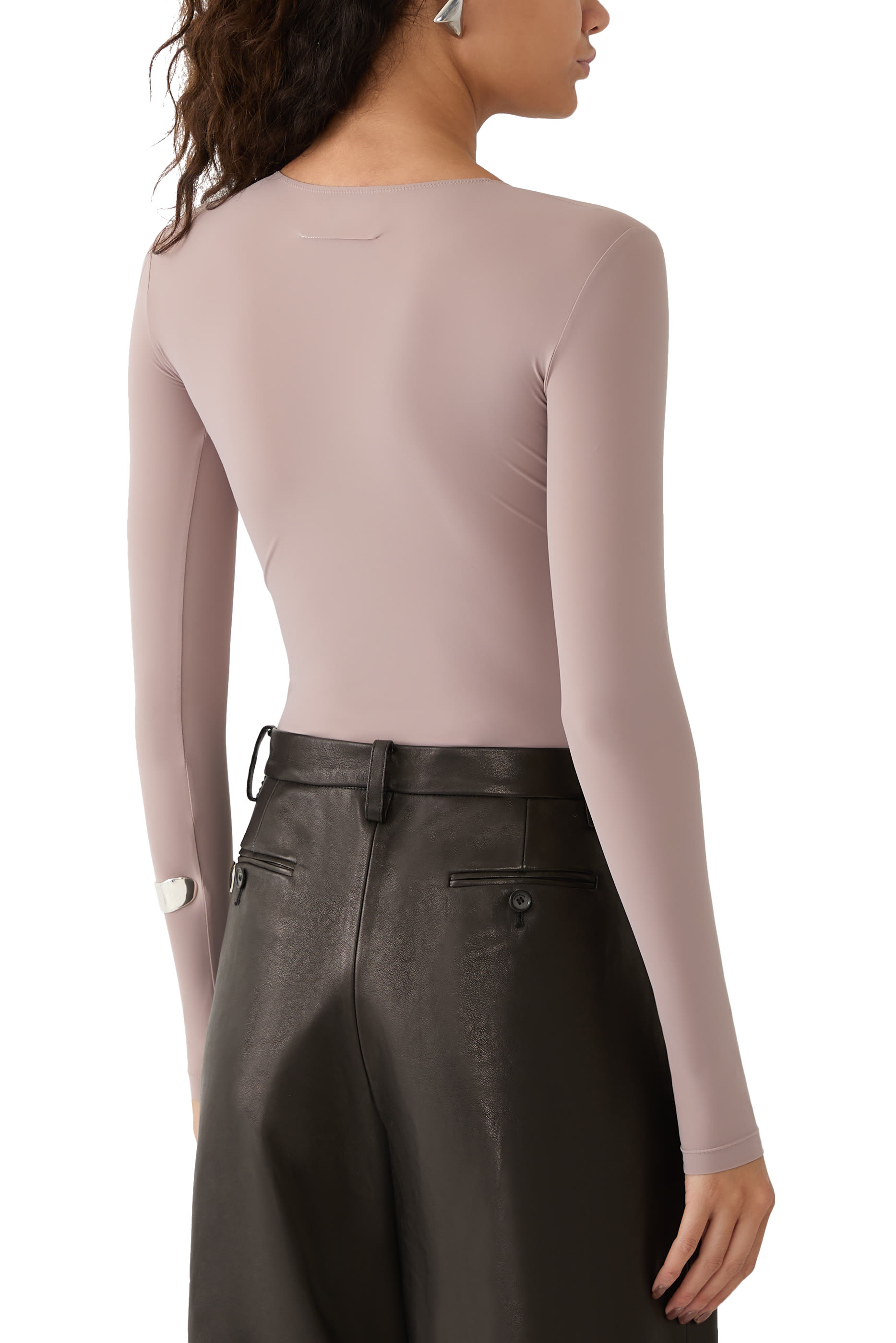 بودي سوت بشعار الماركة