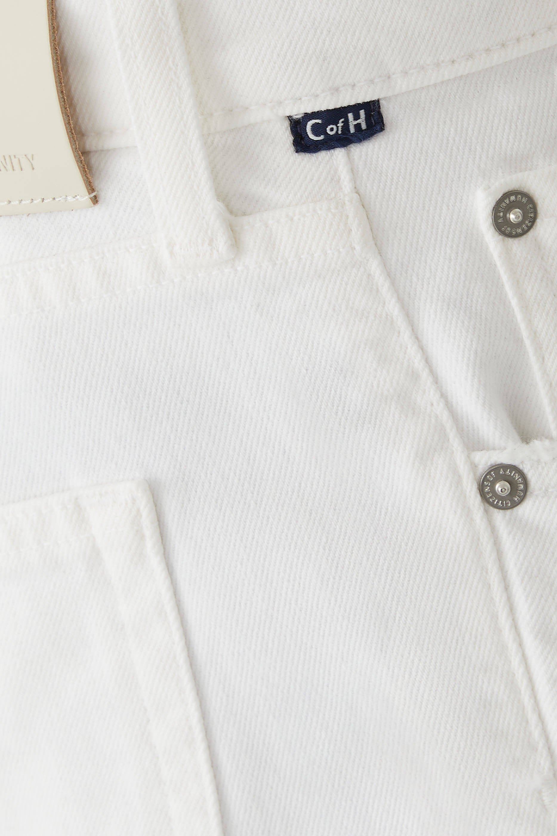 بنطال جينز لندن أرشيف بقصة ضيقة مدببة