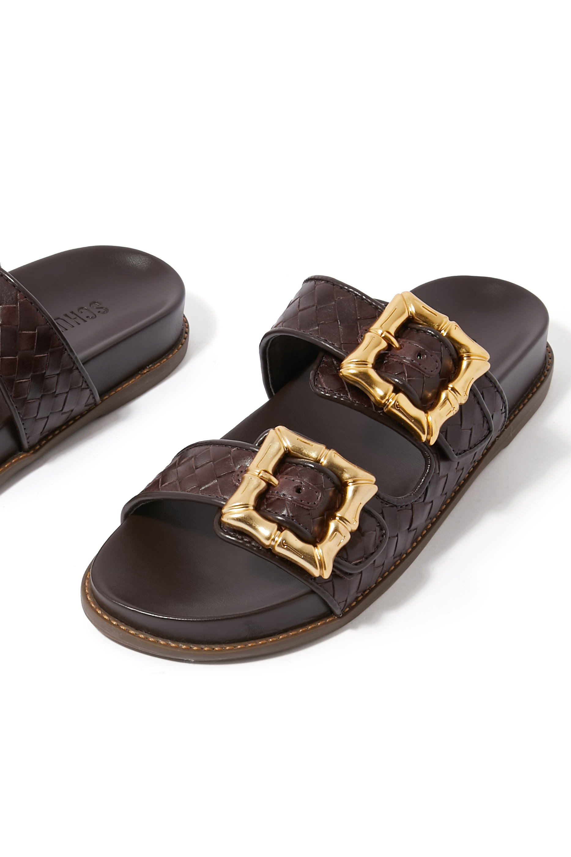 حذاء خفيف بمشابك بامبو معدنية ونعل مسطح