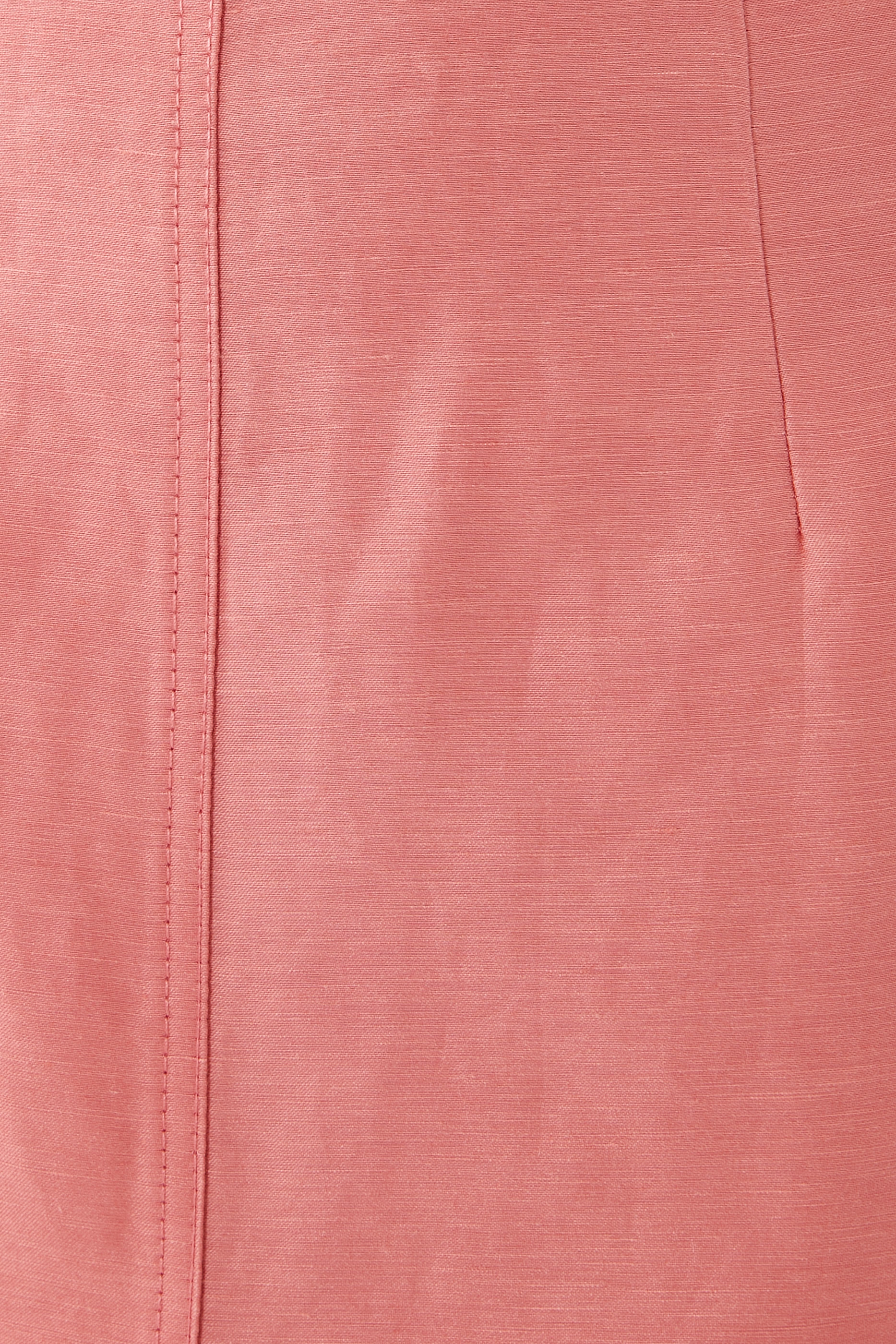 تنورة ماري بقصة مستقيمة طويلة