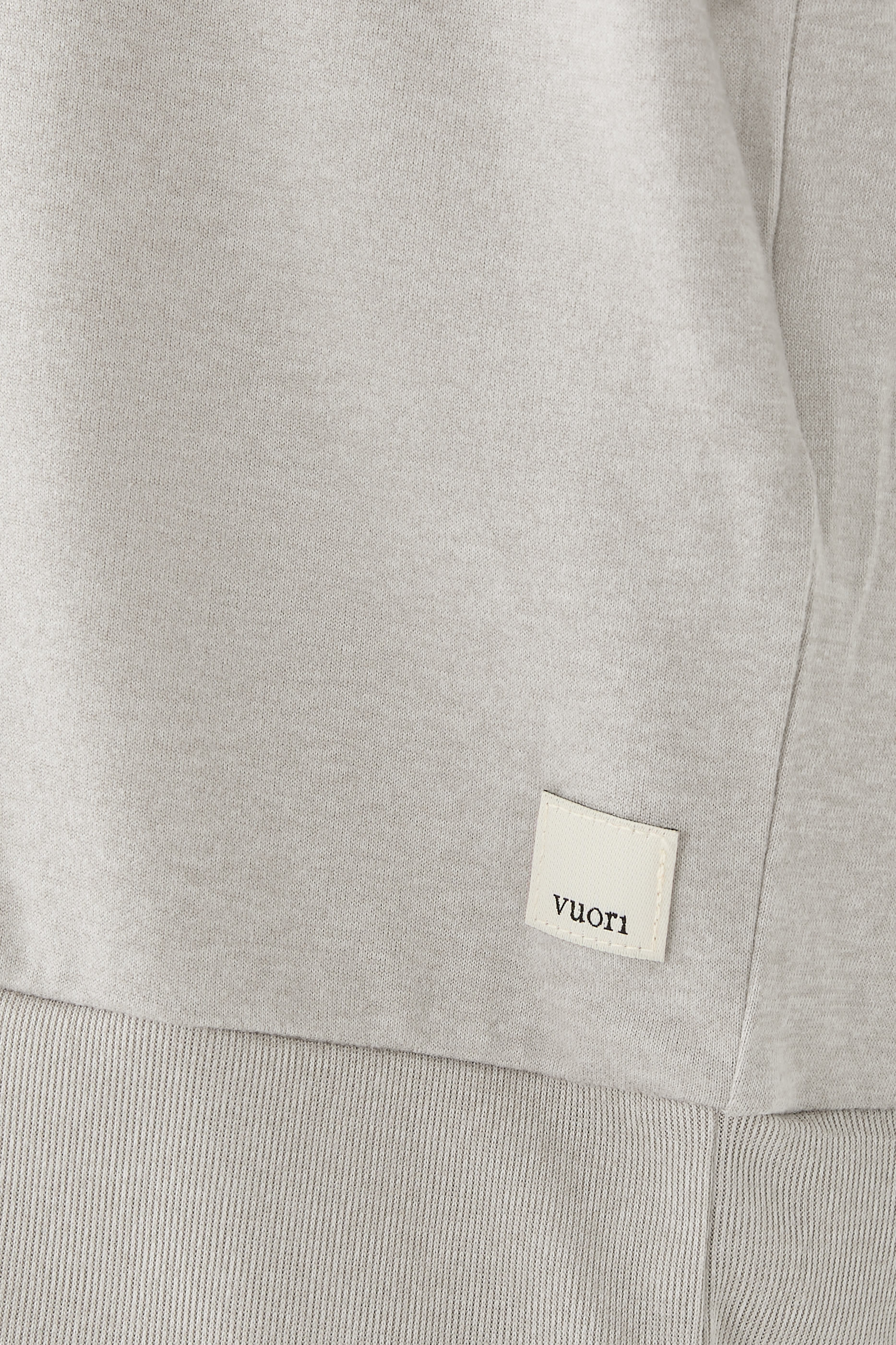 سويت شيرت داي دريم بياقة ضيقة