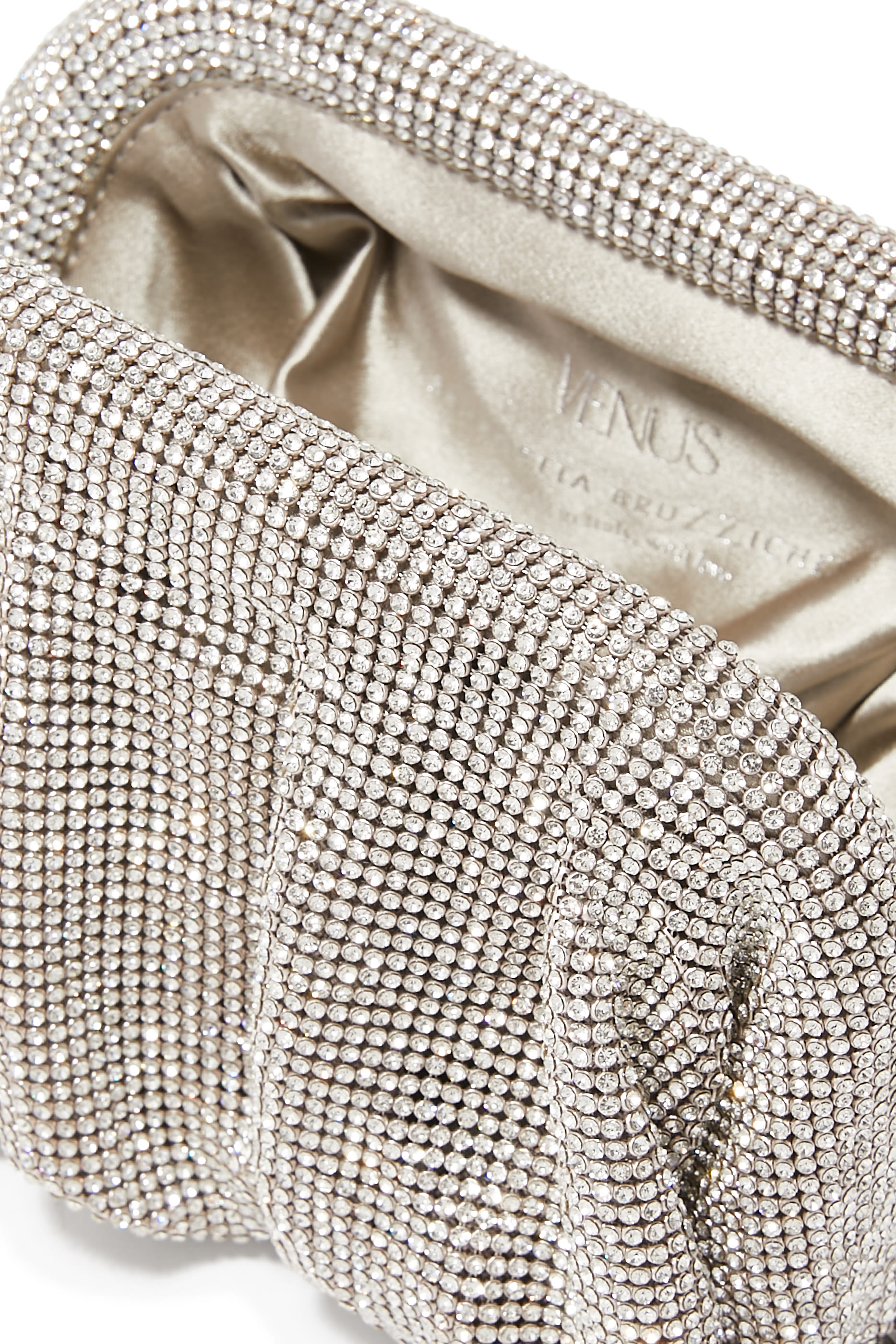 حقيبة كلاتش مرصعة بكريستال