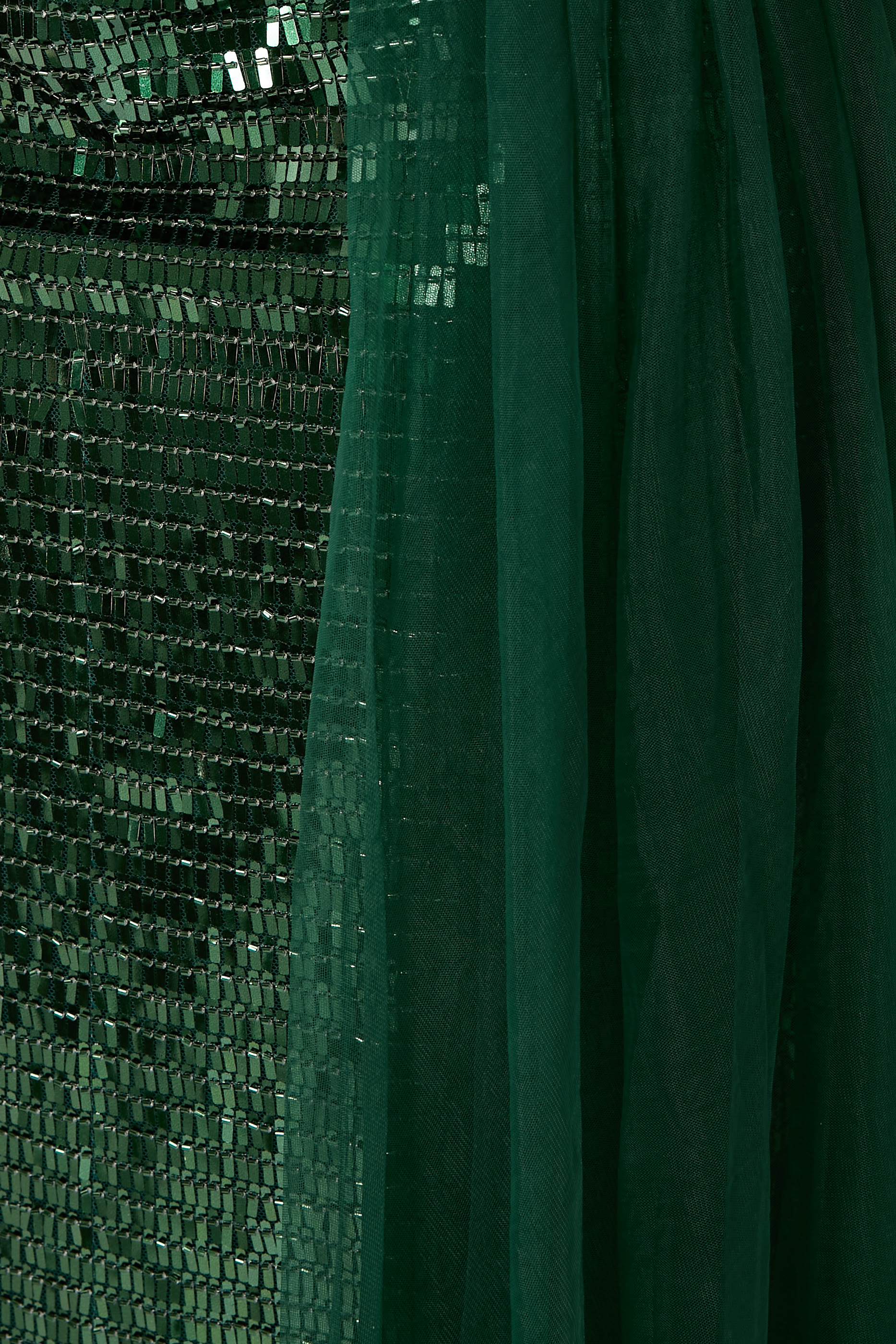 فستان سهرة فيفيان مزين بترتر