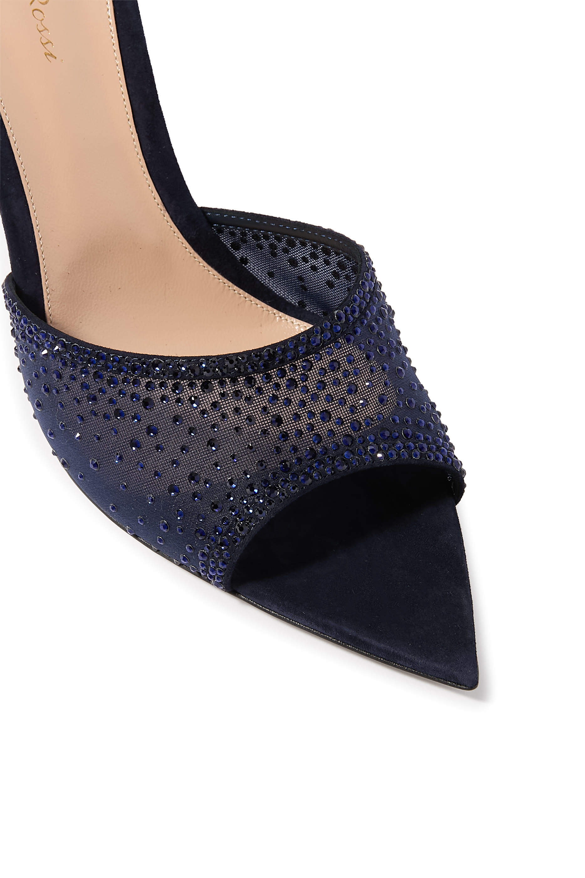 حذاء رانيا مفتوح من الخلف 85