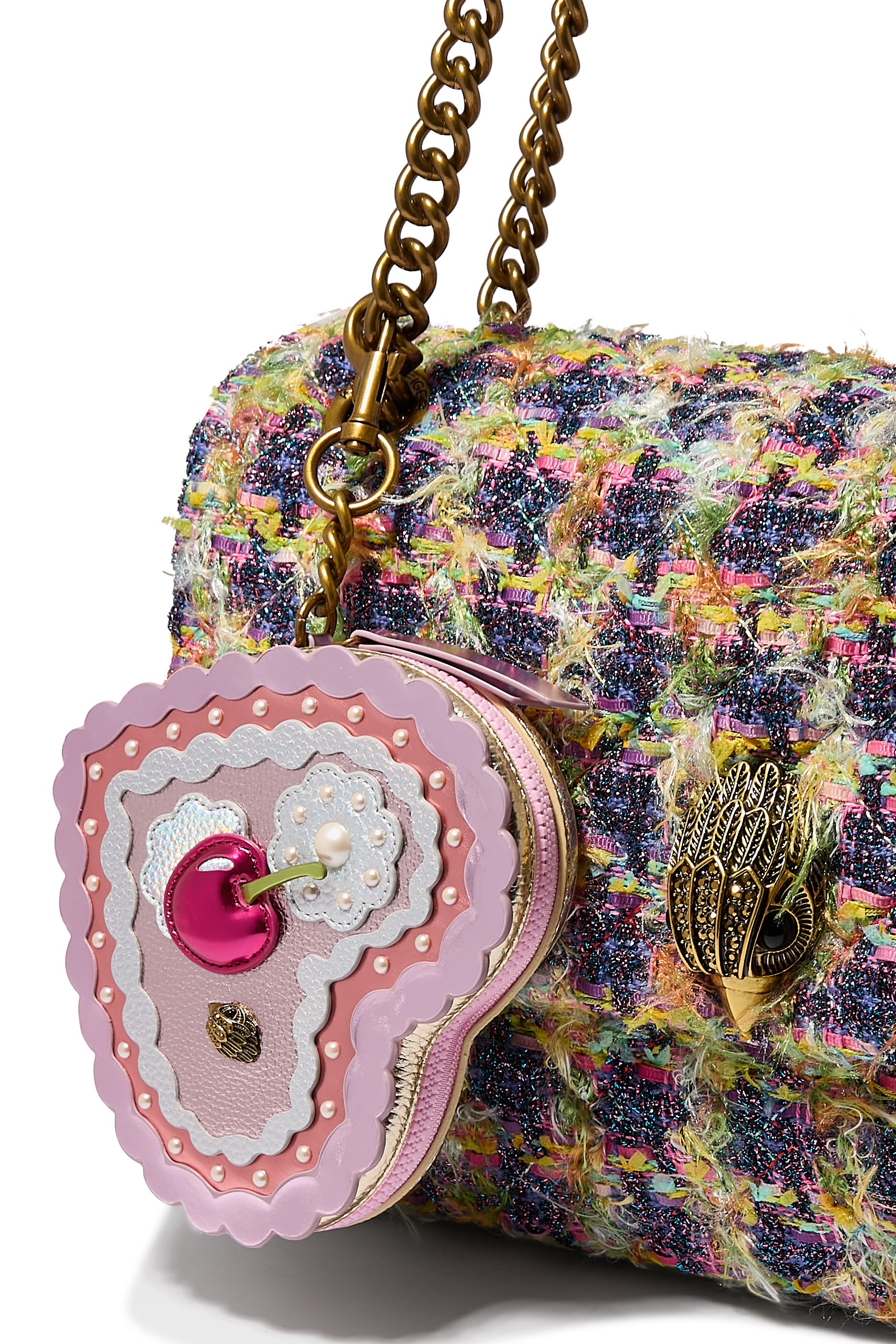 حلية كيكة بتصميم قلب