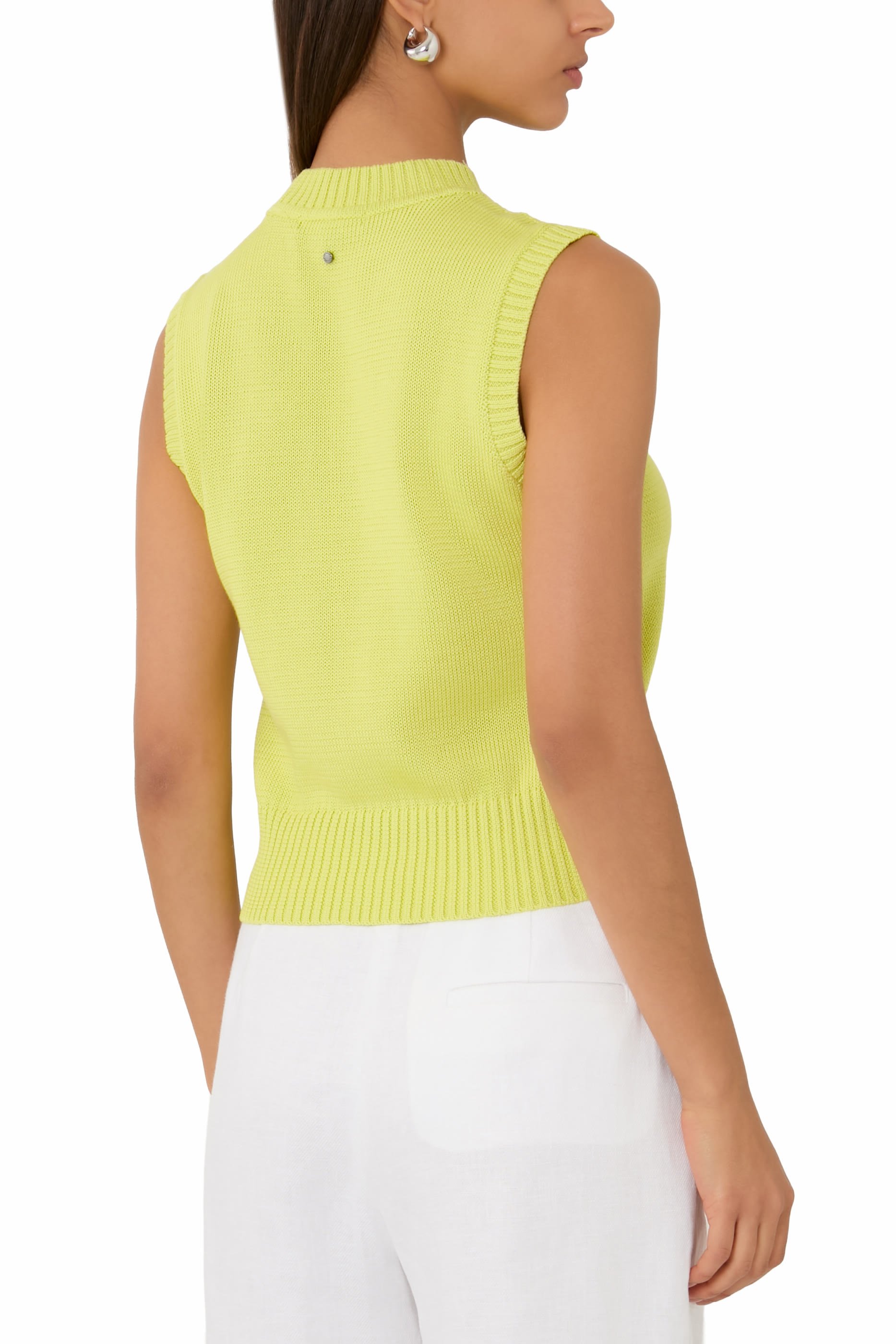 كنزة بألواح منسوحة مفتوحة