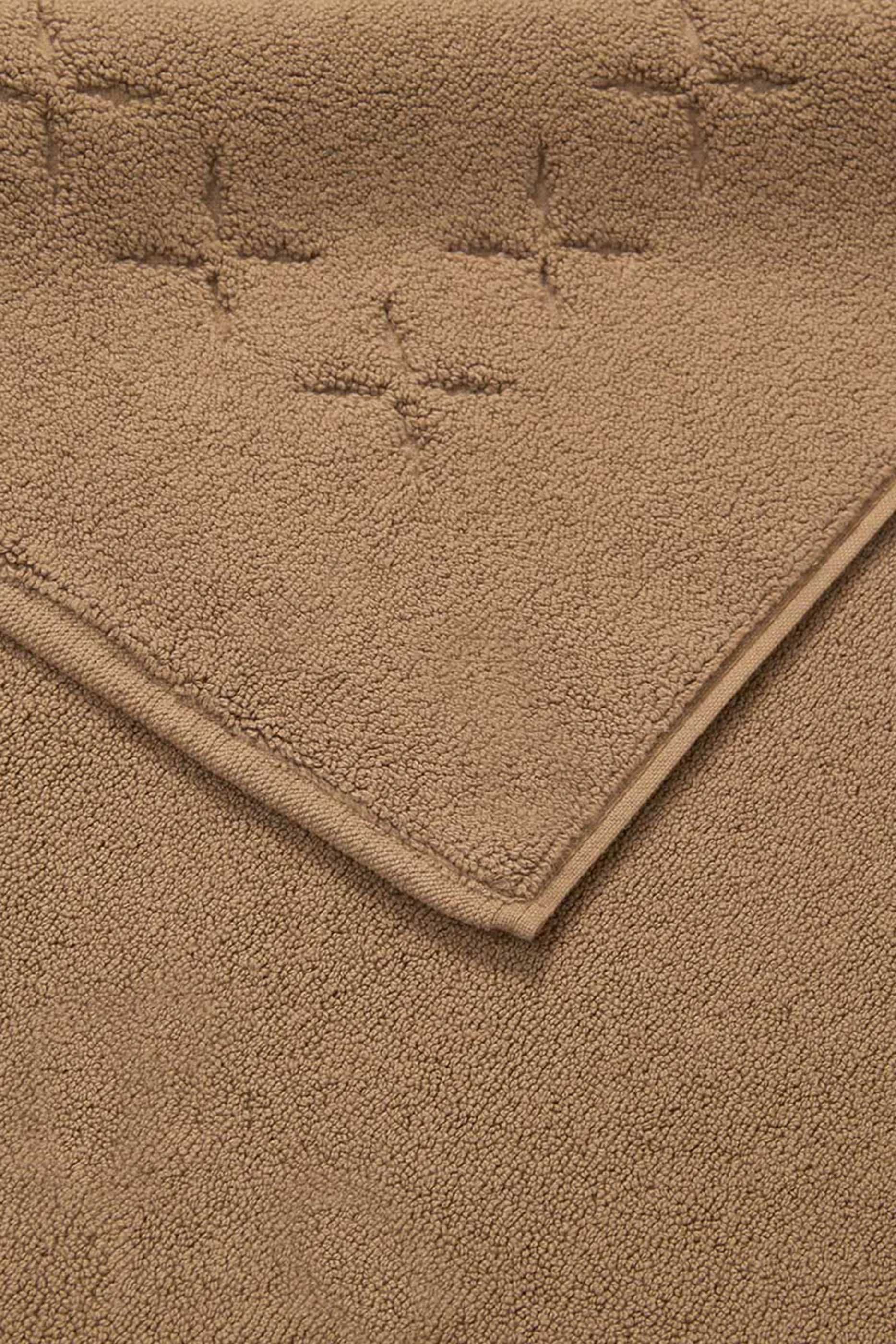 مناشف نايتشر