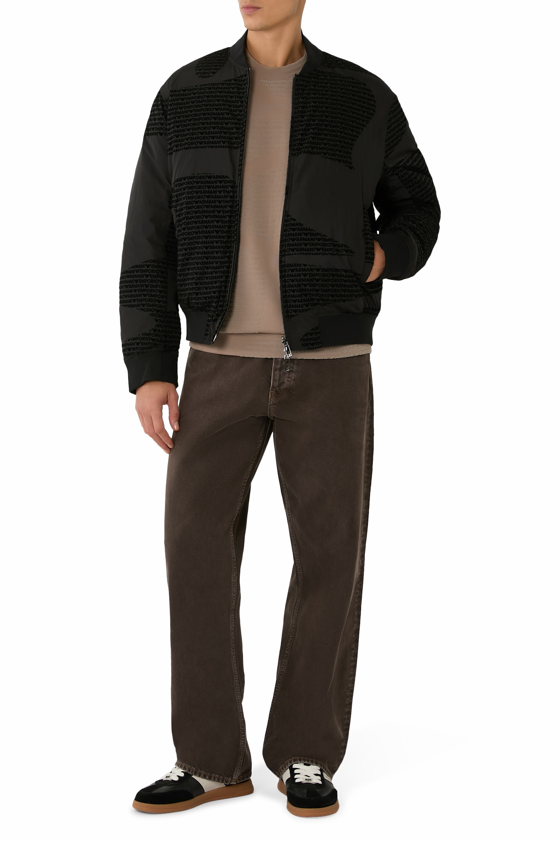 جاكيت بومبر مزين بشعار الماركة نايلون