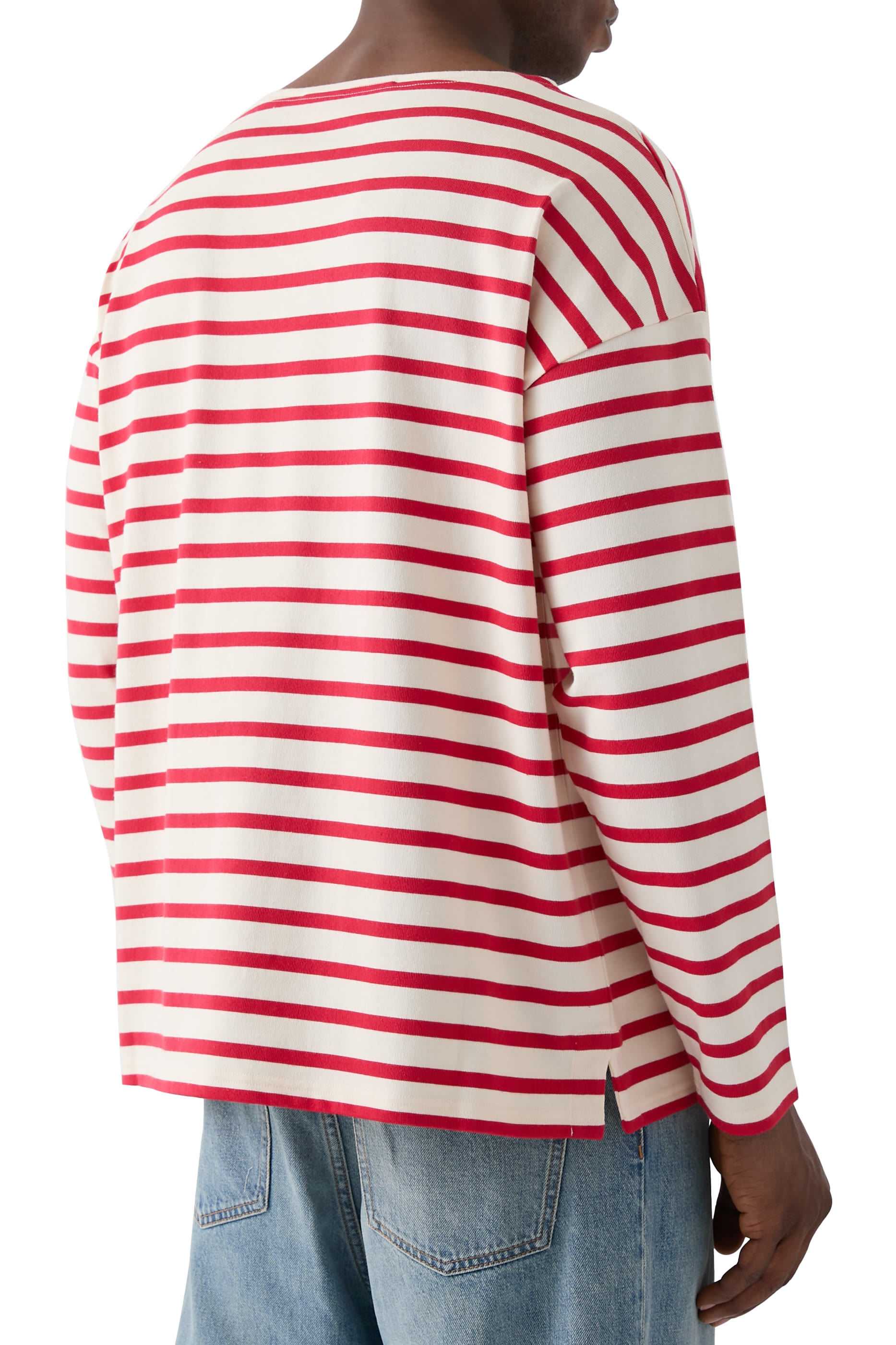 تيشيرت بشعار الماركة