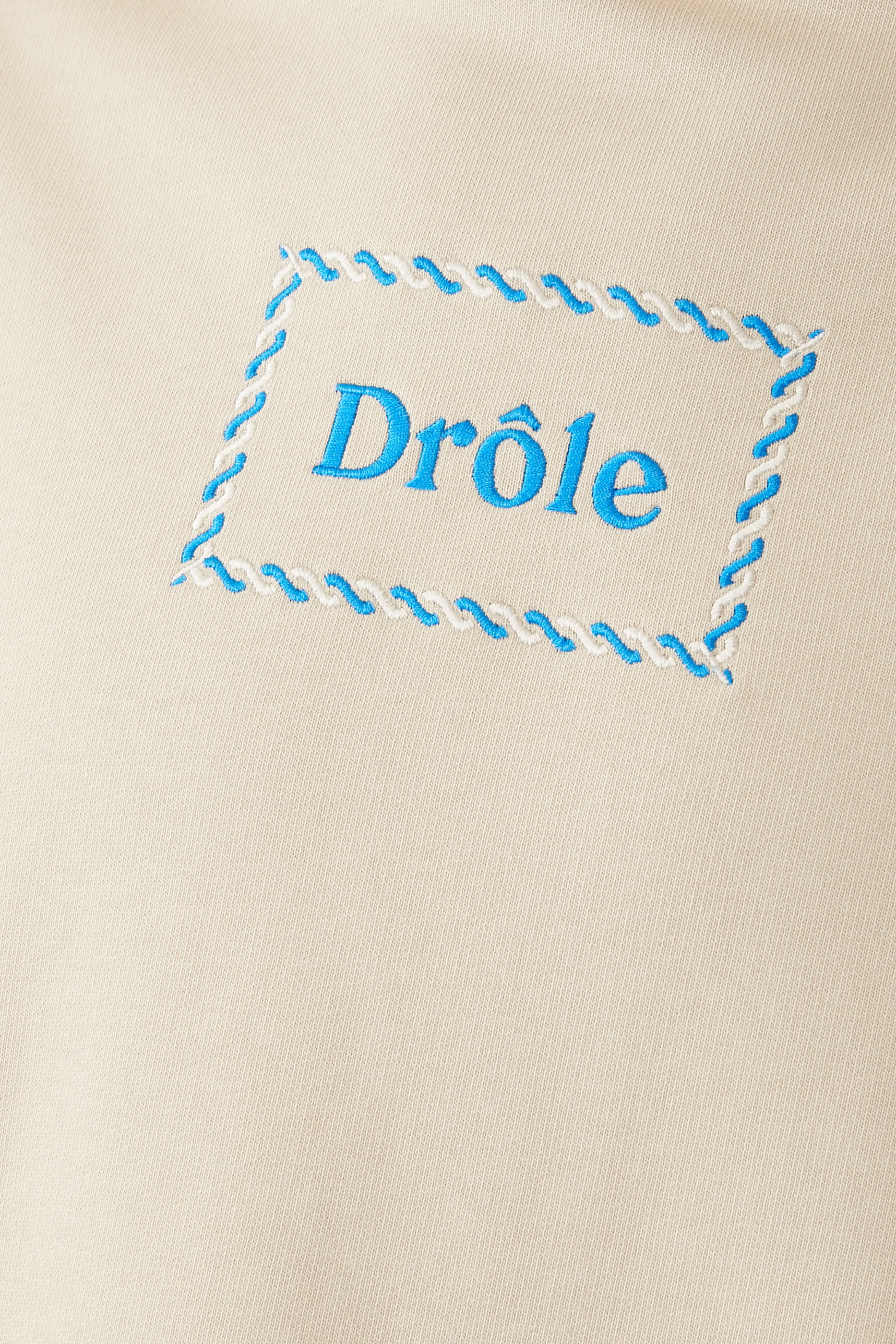 هودي بنقشة درول تريس