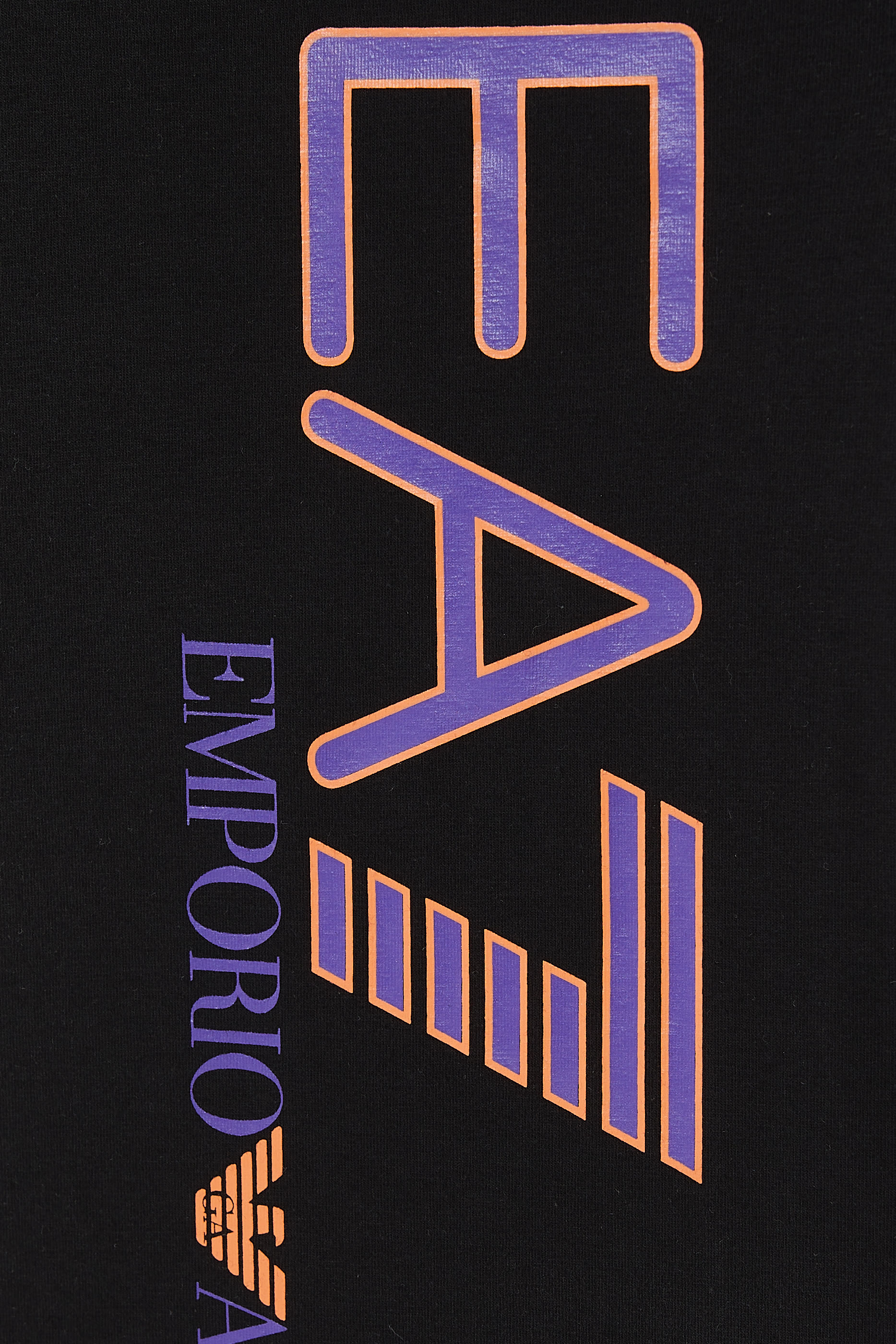 تيشيرت للأطفال بشعار الماركة بتصميم مقسم بألوان