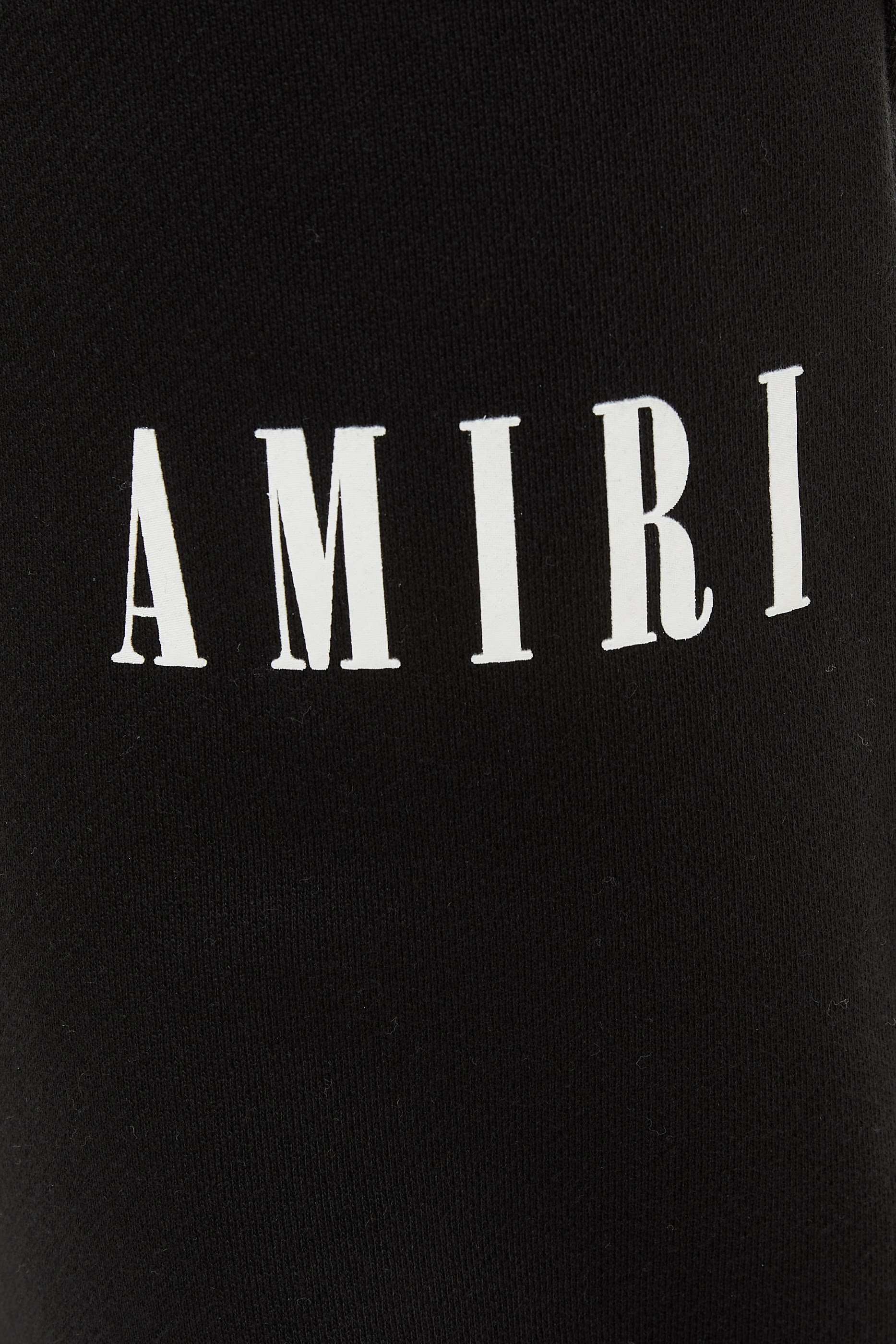 بنطال رياضي بشعار الماركة