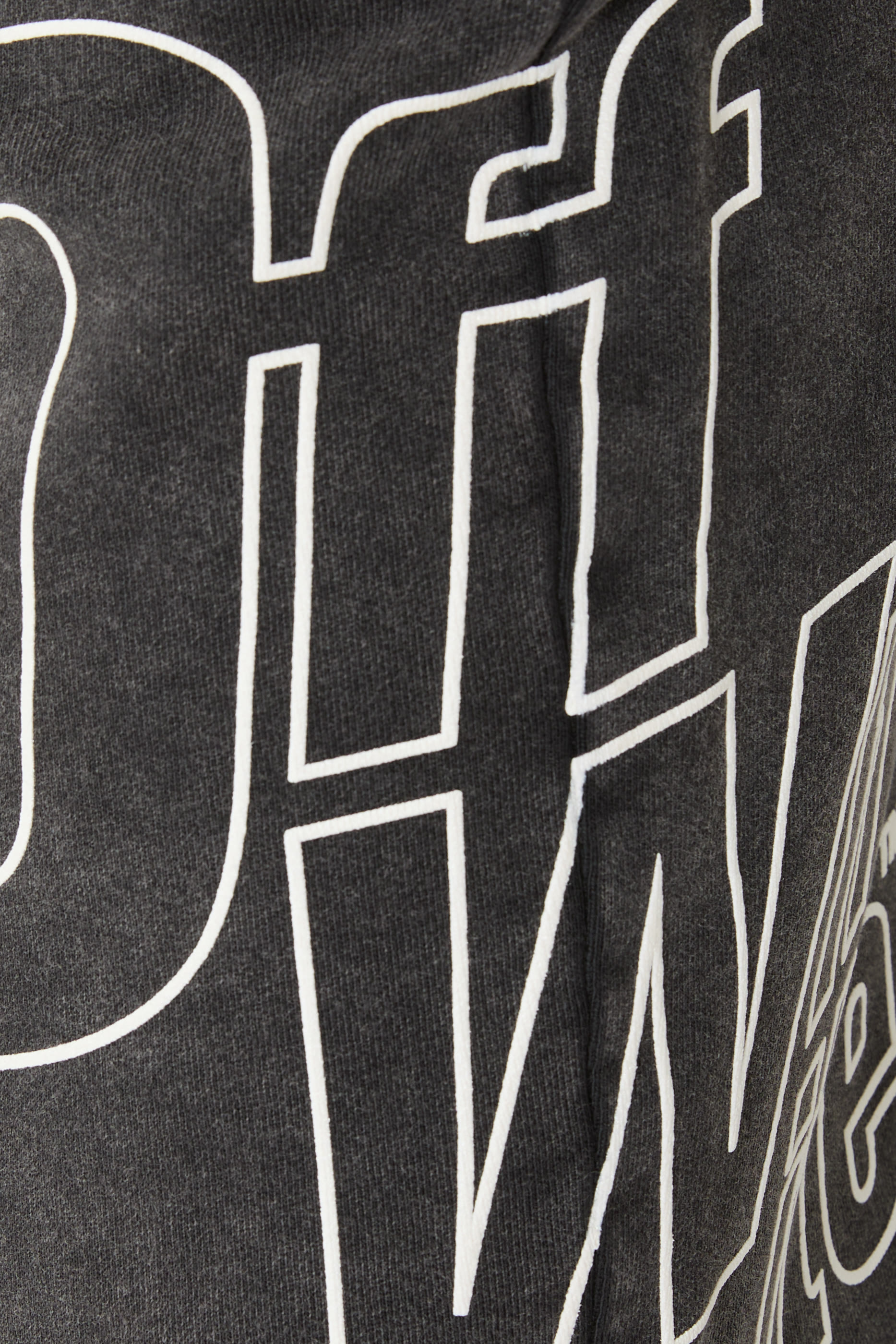 شورت رياضي سكيت بشعار الماركة