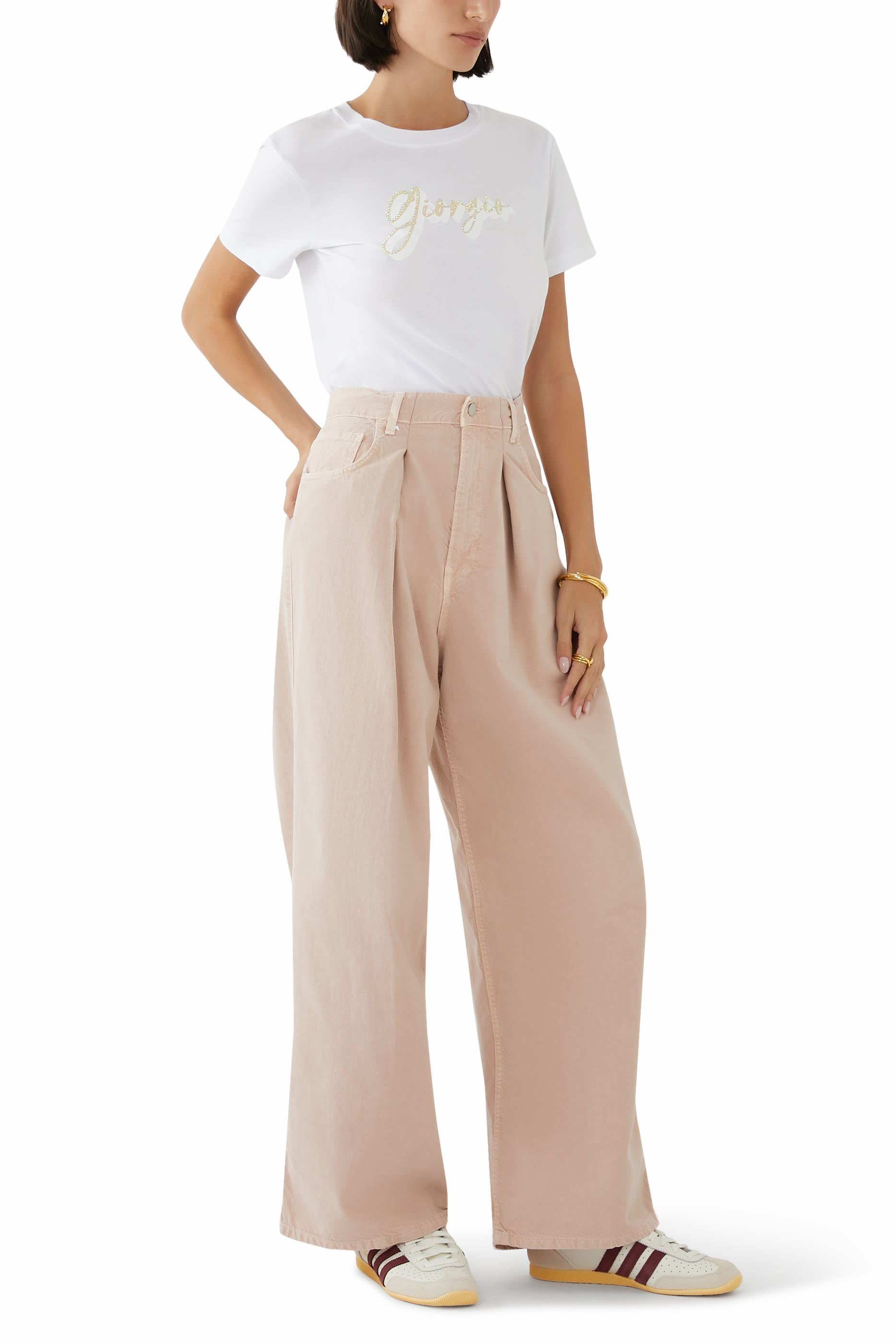 تيشيرت بشعار الماركة