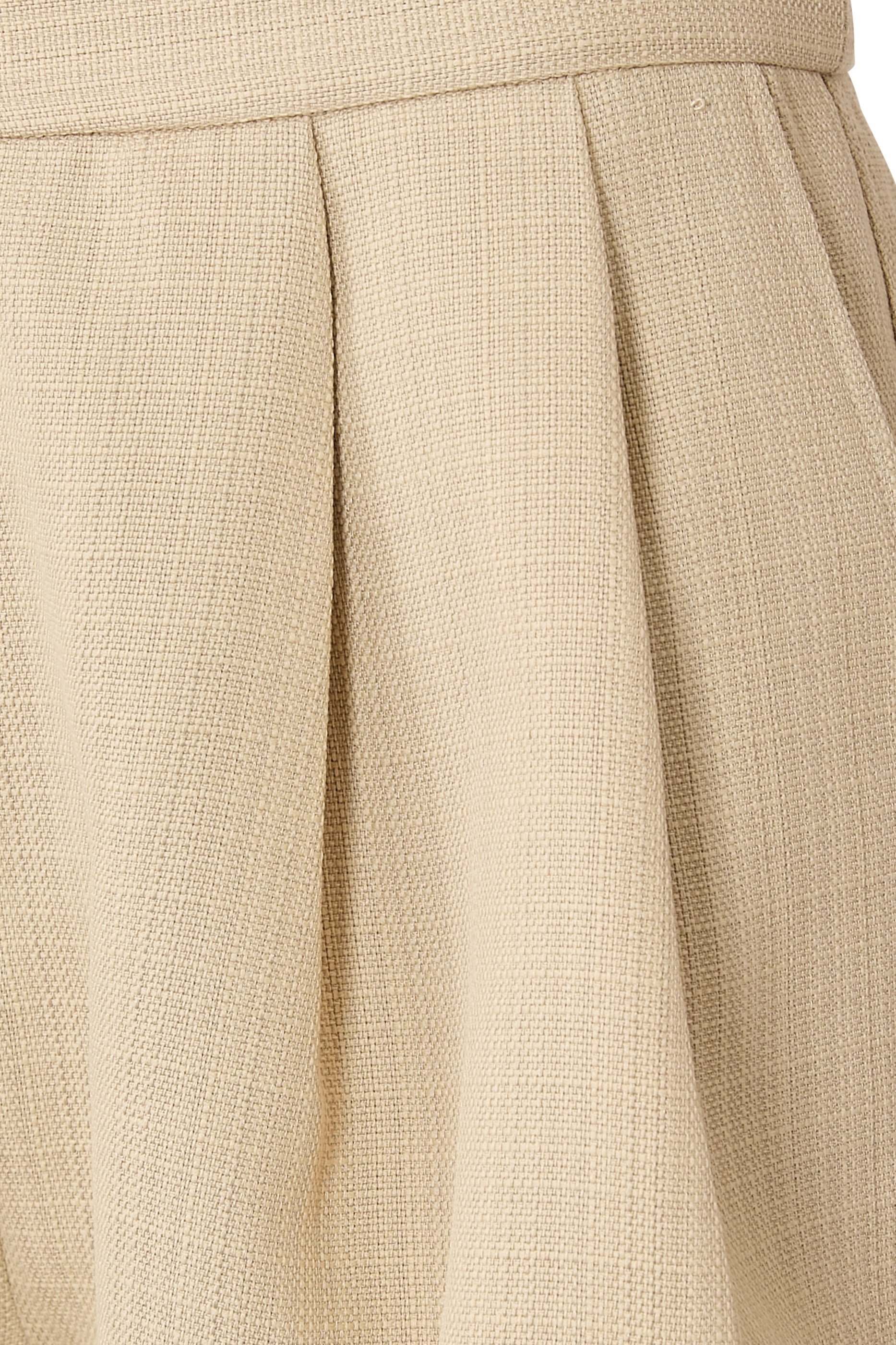 شورت نوغوتشي