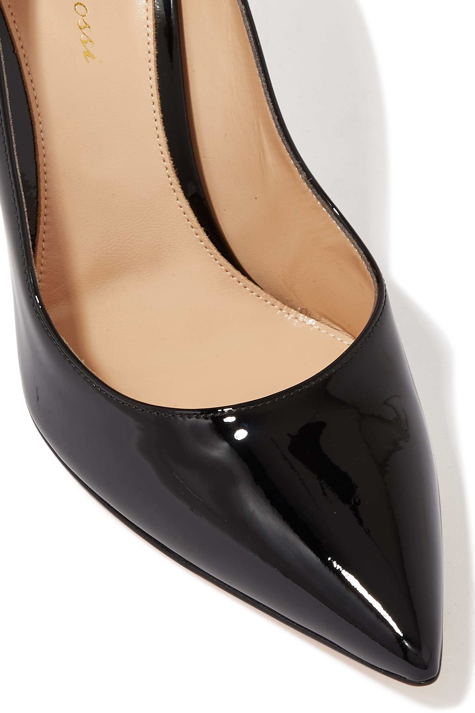 حذاء جلد لامع