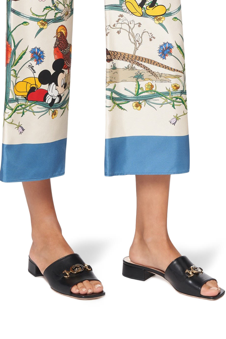 حذاء مفتوح زومي جلد