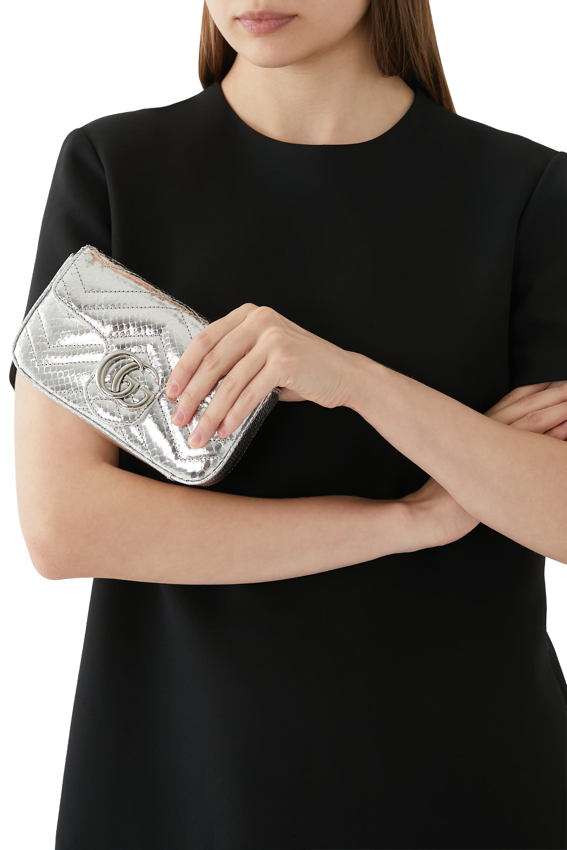 حقيبة مارمونت صغيرة جدا بنقشة جلد ثعبان وحرفي شعار الماركة